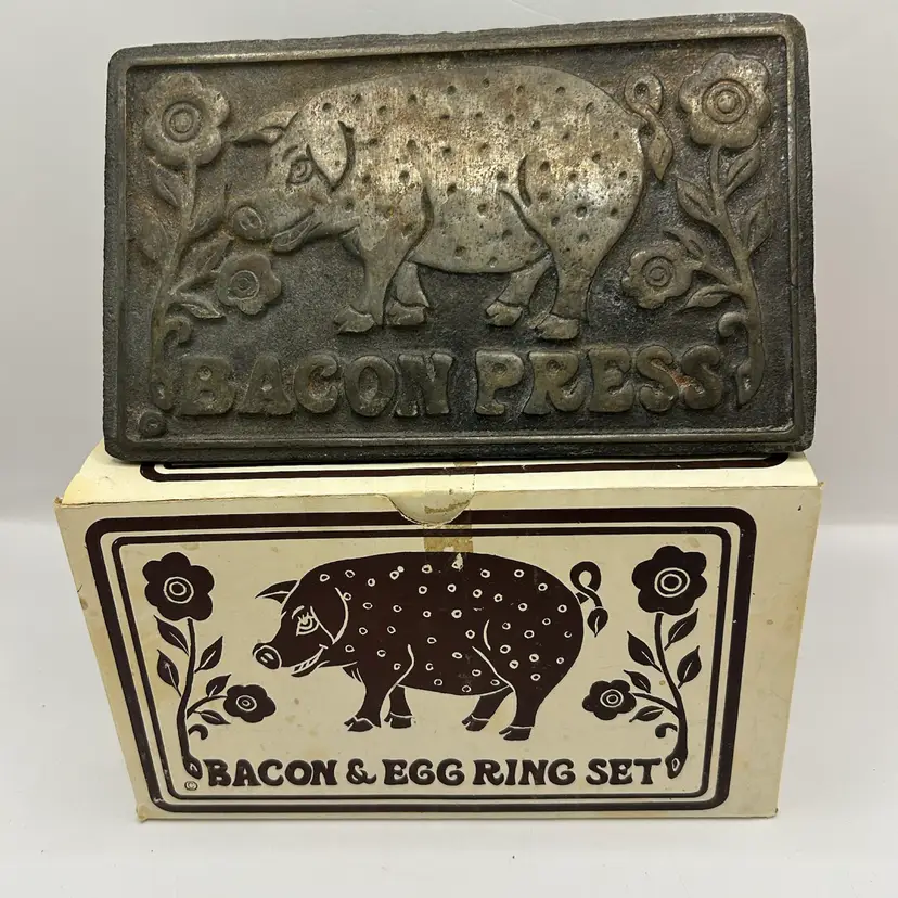 Vtg Bacon Press With Wooden Handle In Orig Box 7 1/2 X 4 1/2