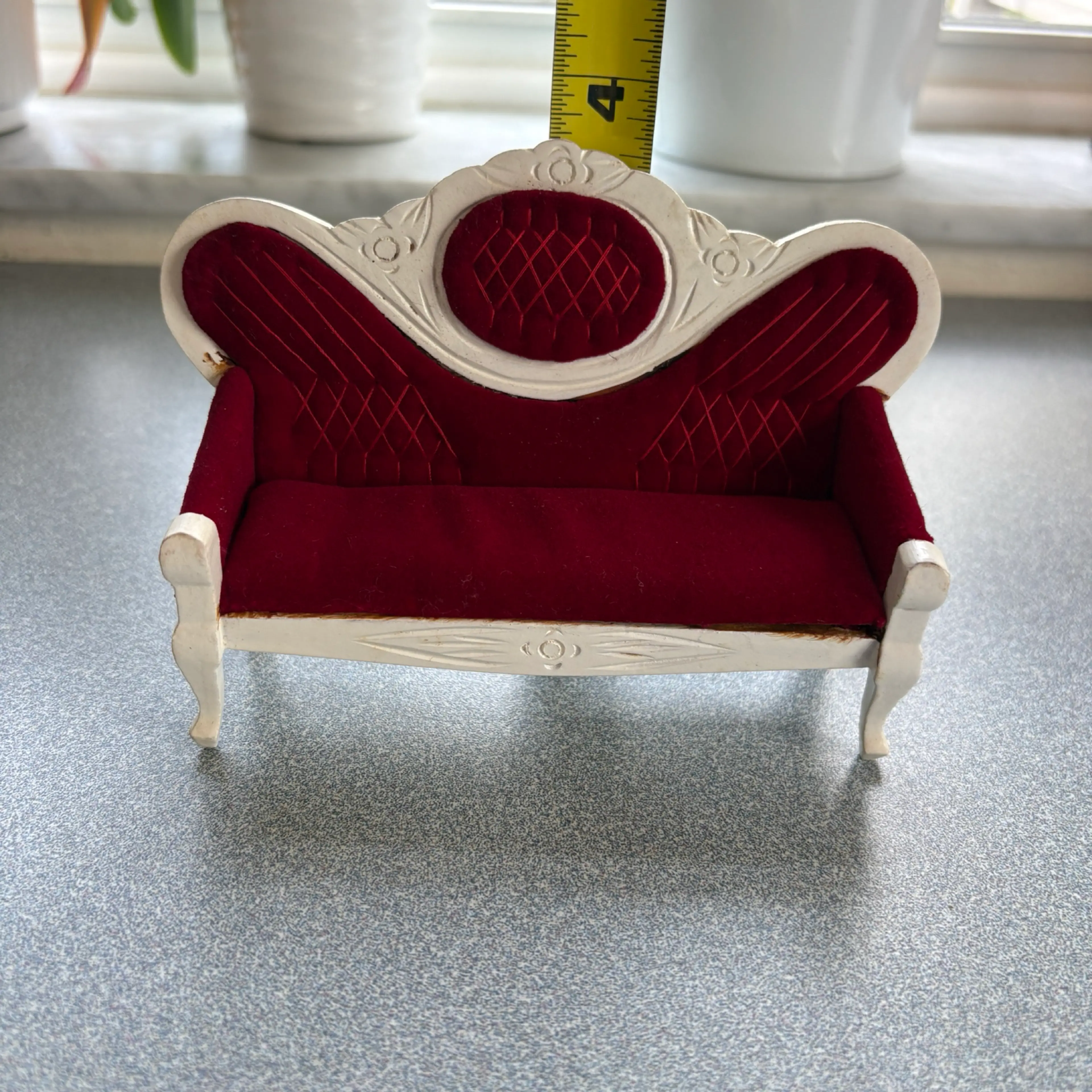 Image 2 of 7