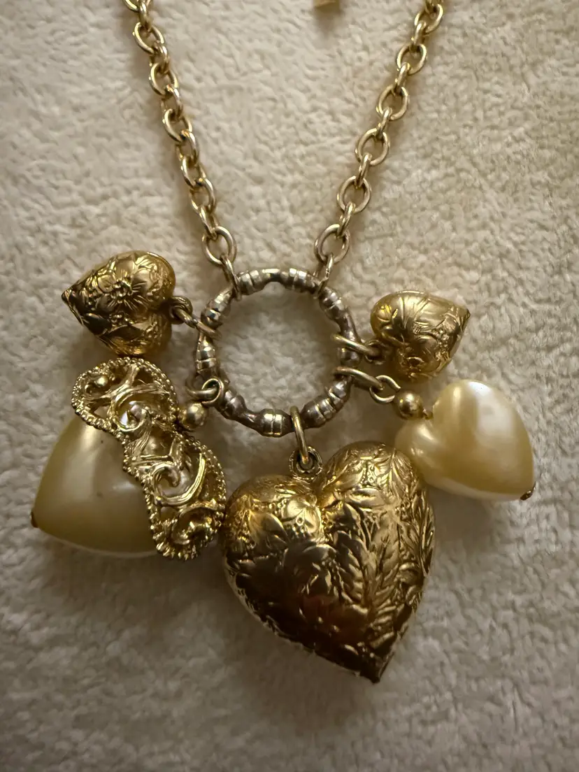 Vintage 1928 Gold Heart Charm Necklace