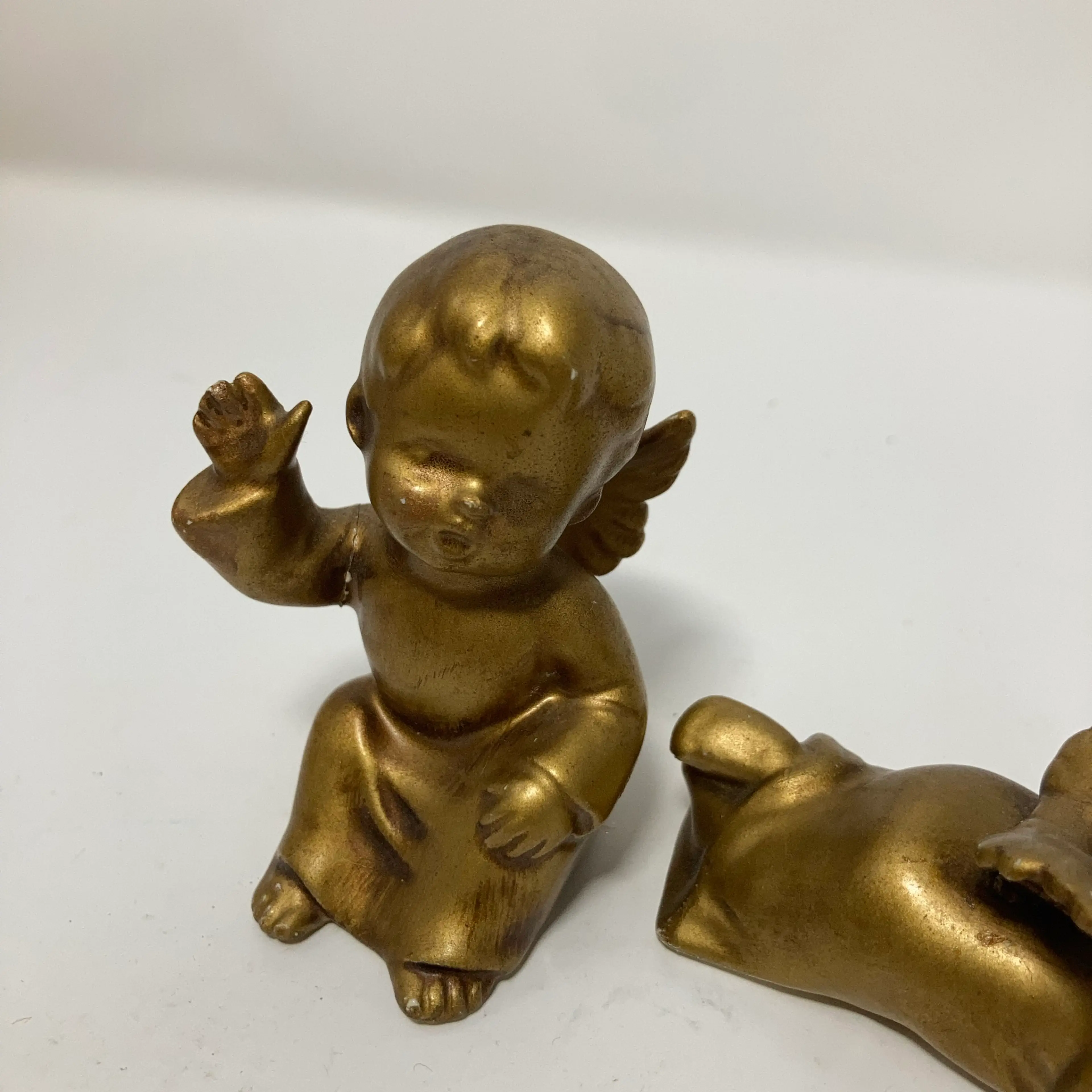 Image 2 of 18