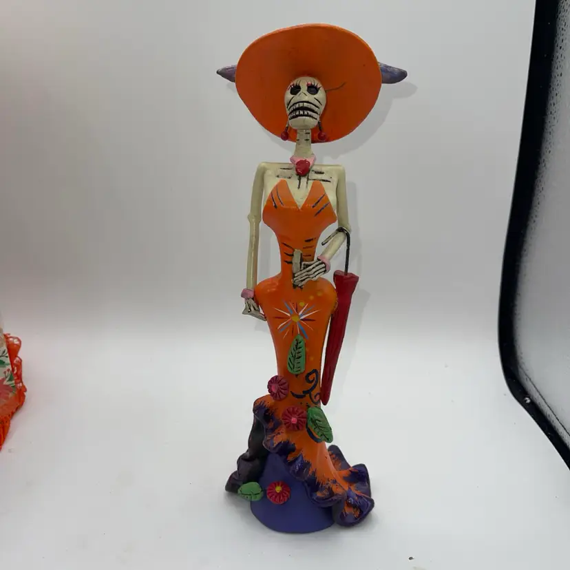 Talavera CATRINA  Statue Hand-Painted Ceramic Day of the Dead  Figurine Signed