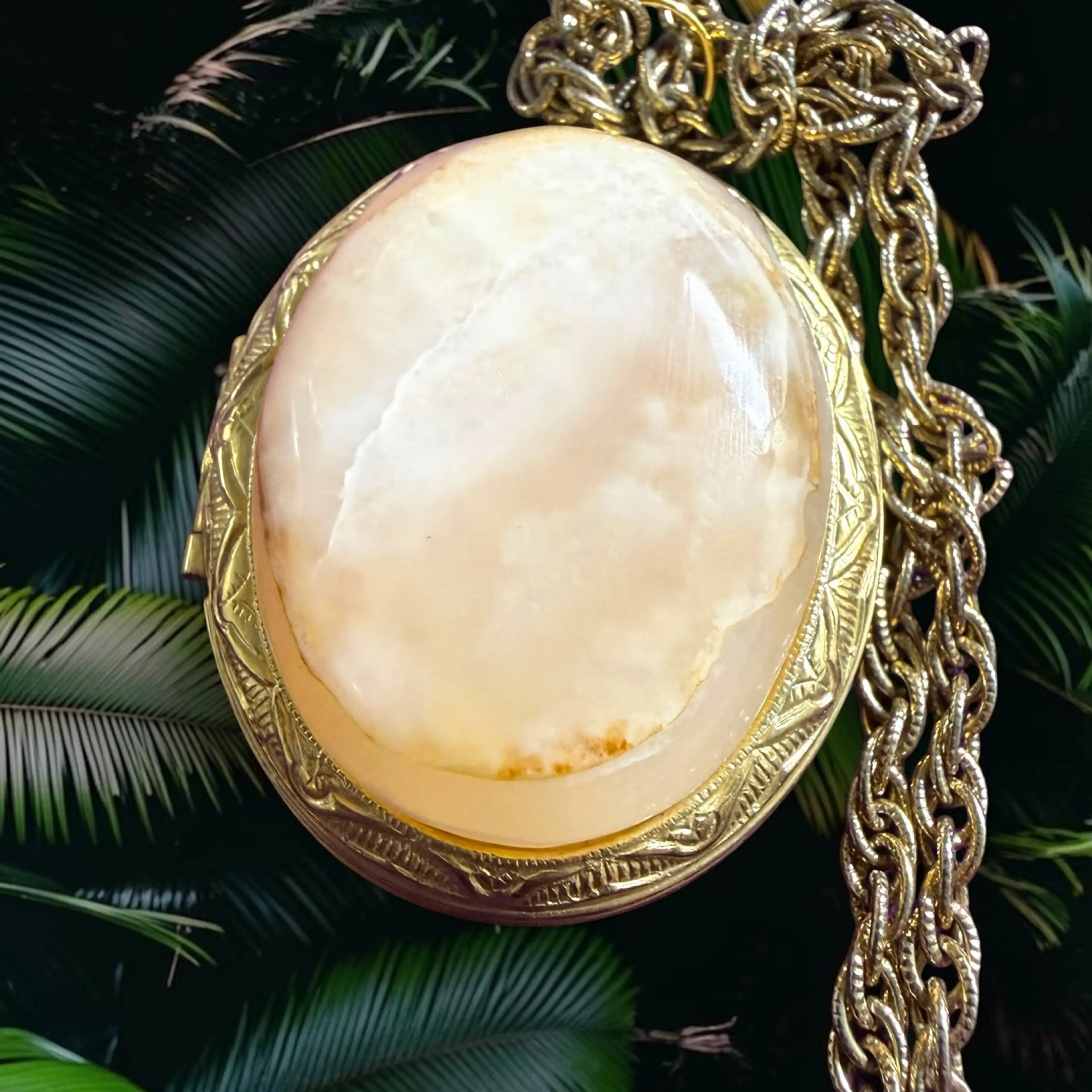 Image 2 of 6