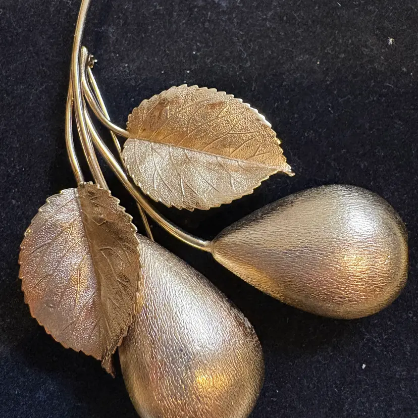 Vintage Napier Rare Find Bunch Of Pears