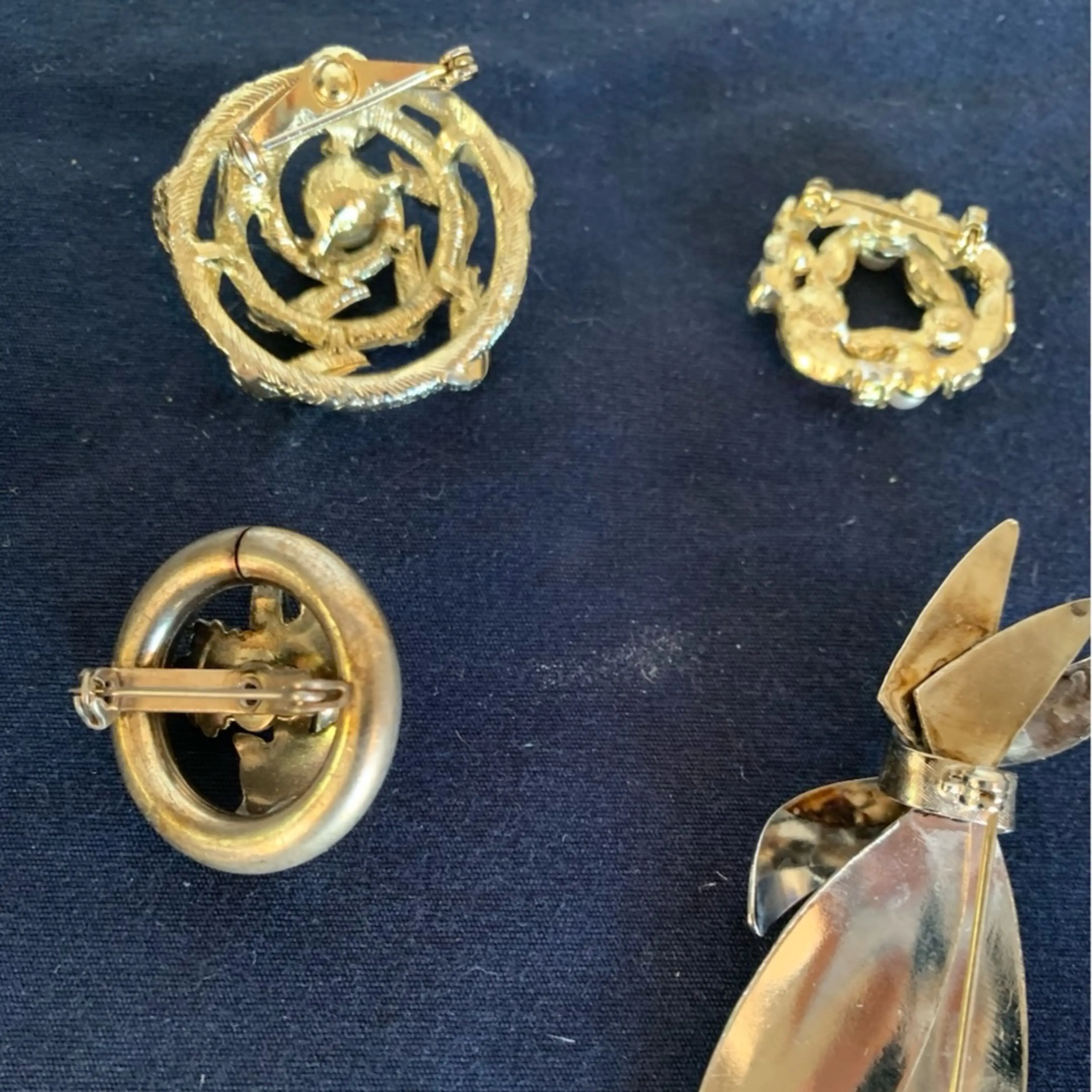 Image 2 of 2