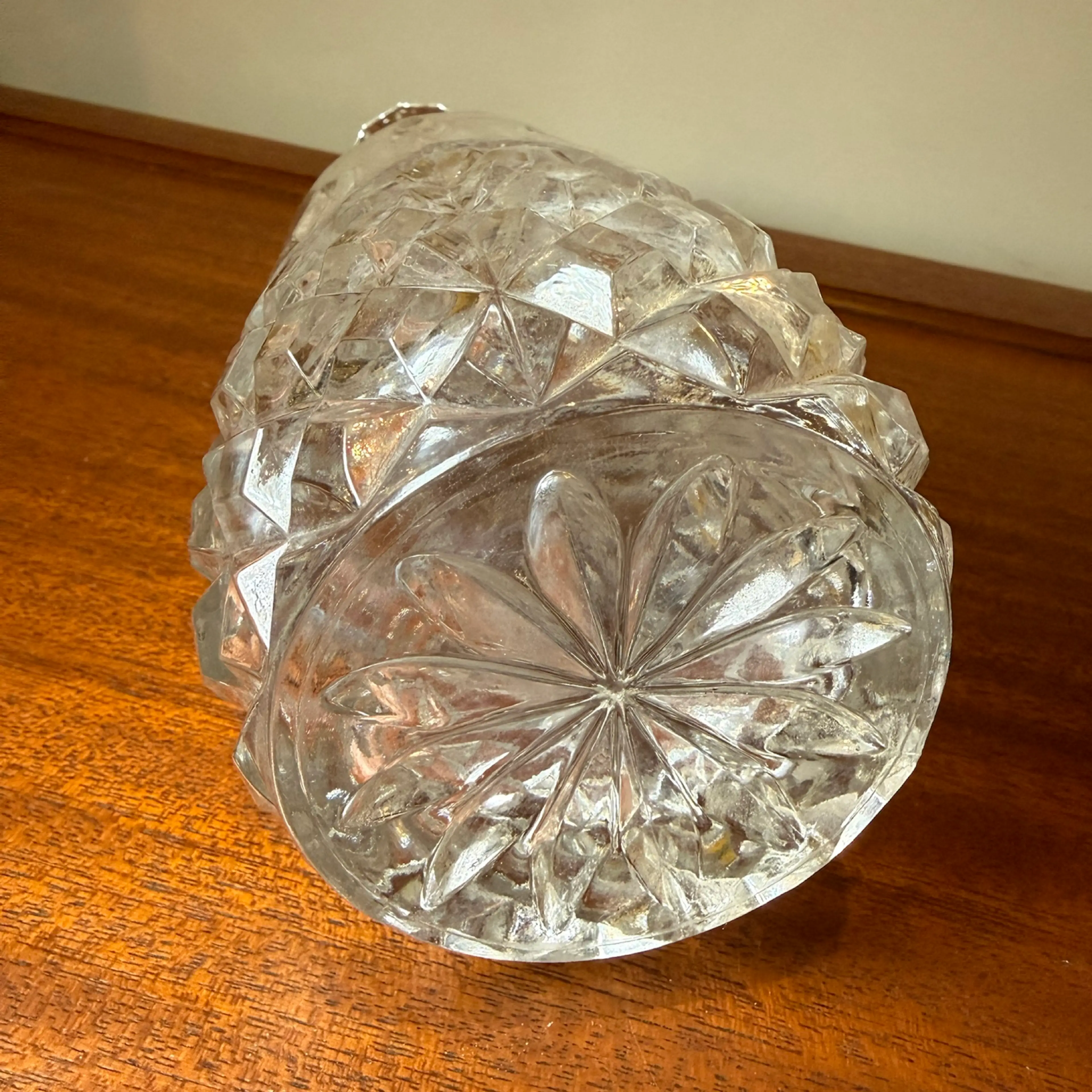 Image 2 of 2
