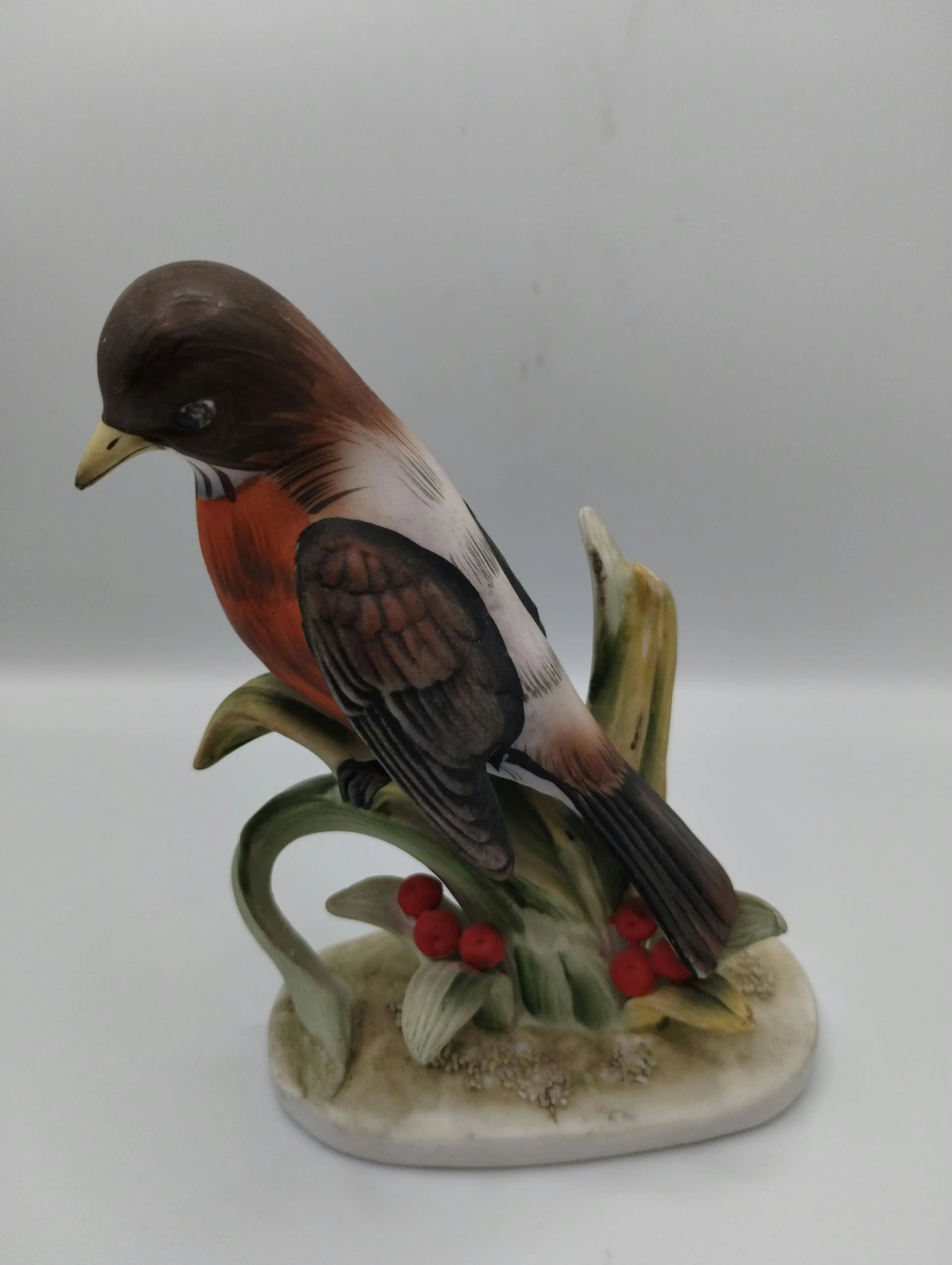 Image 2 of 8
