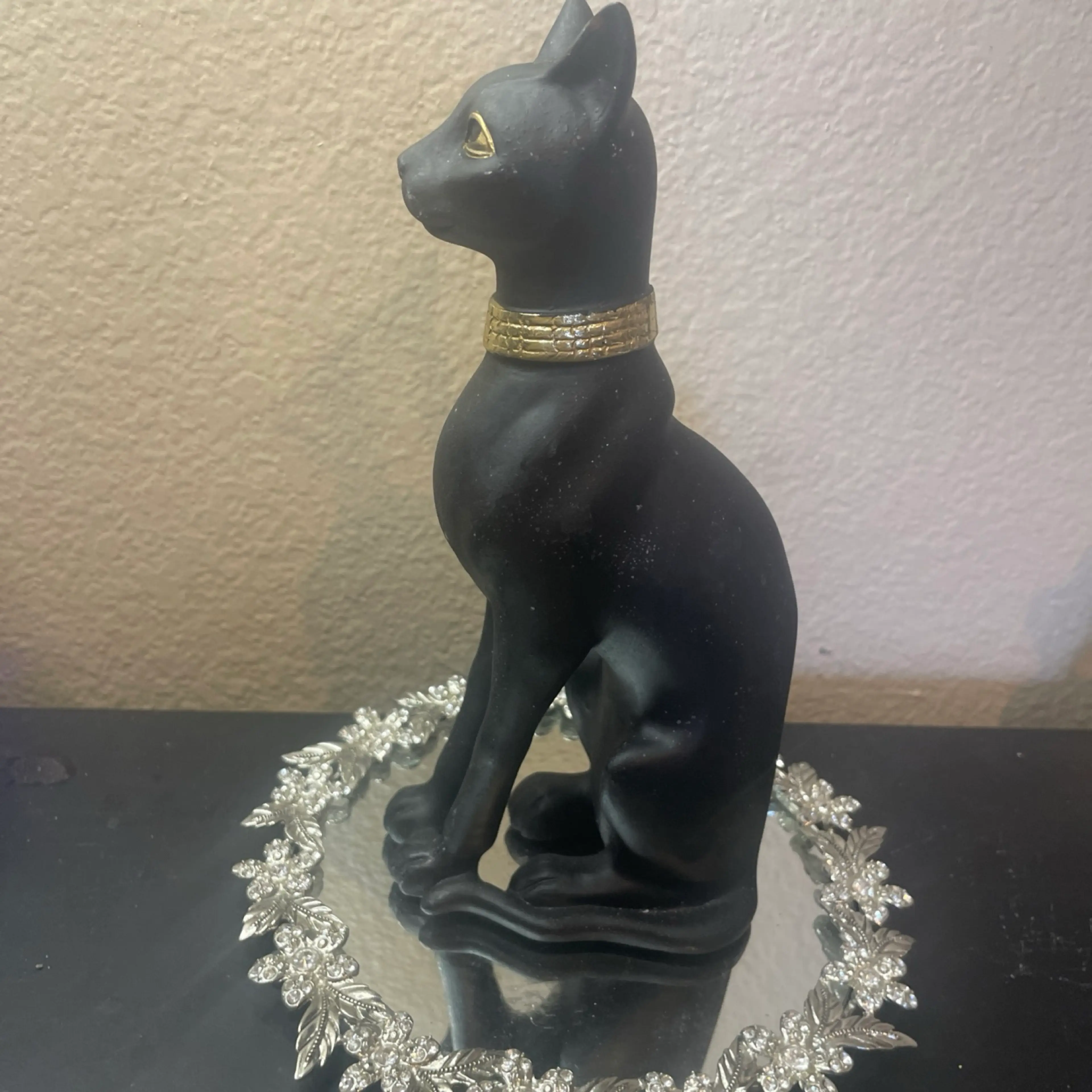 Image 4 of 4