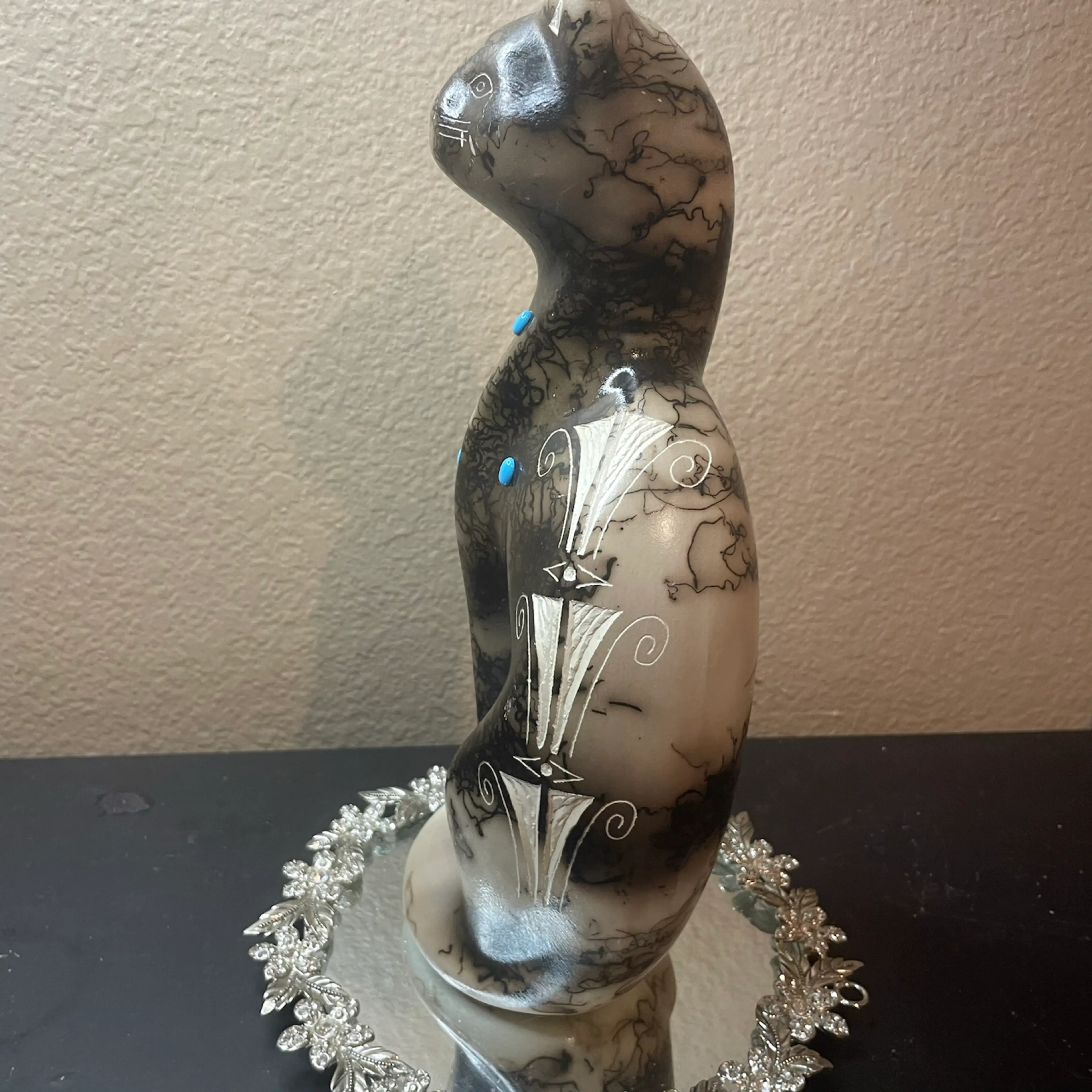 Image 3 of 4