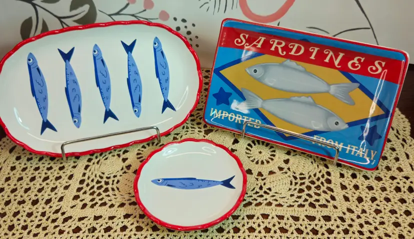 NWT Ceramic Set of 3 Small Plates Kitchen Accessories Sardine Fish Theme