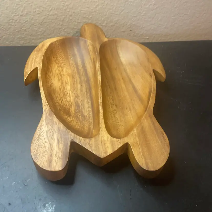 Monkey Pod Wood Hawaii Sea Turtle Shaped 12” Serving Platter