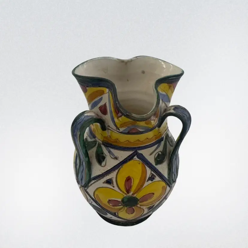 017.  Vintage Italian Majolica Pottery Urn/Vase Flower Motif 8”H
