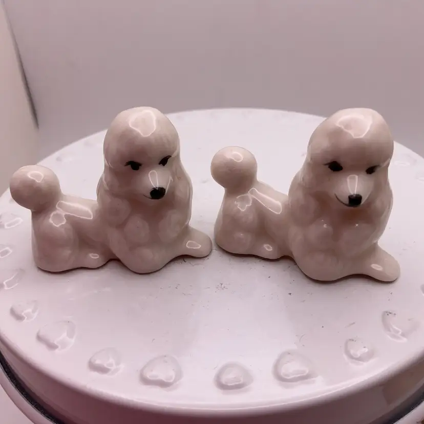 POW4 Ceramic Two White Poodle Dog Figurines 1.25"