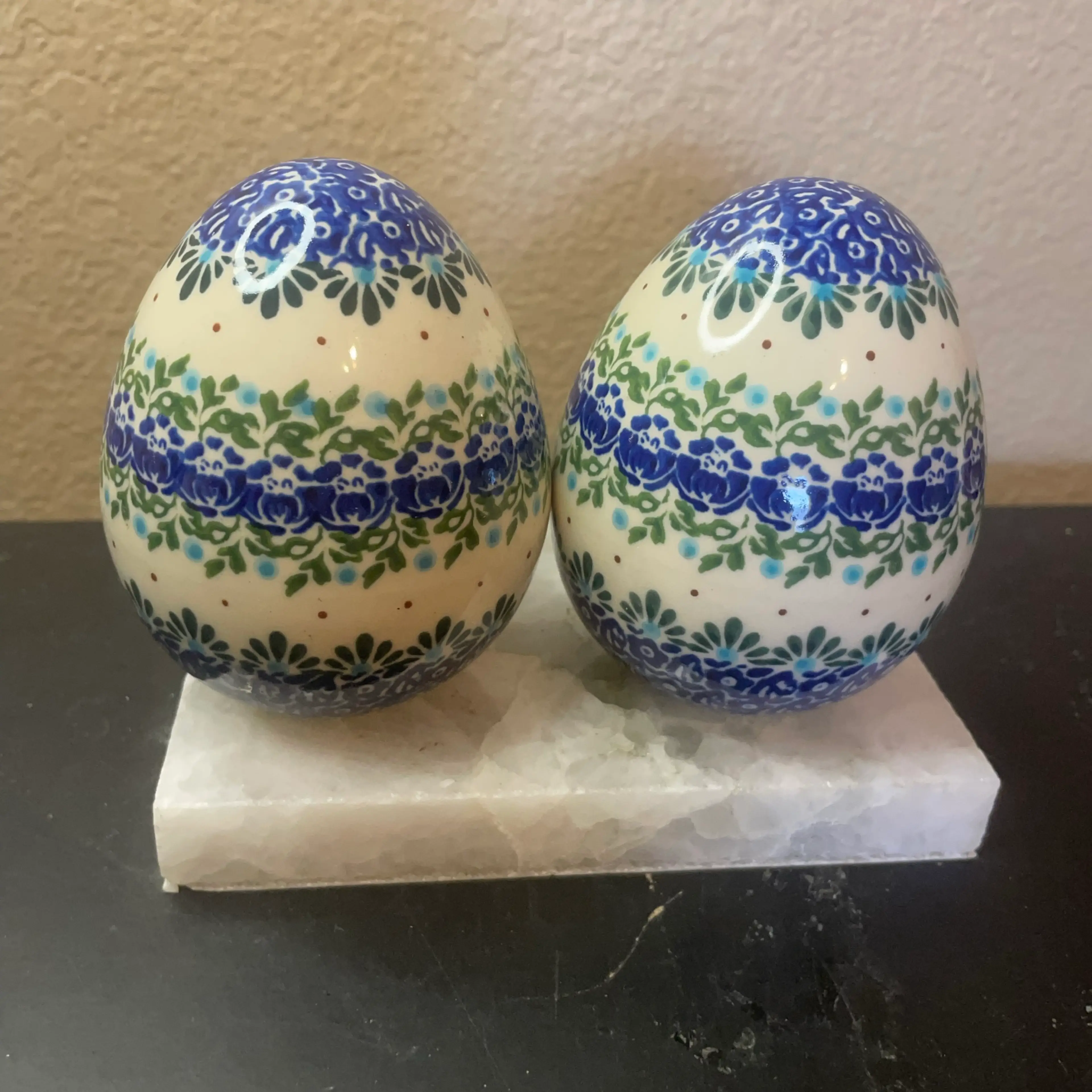 Image 3 of 6