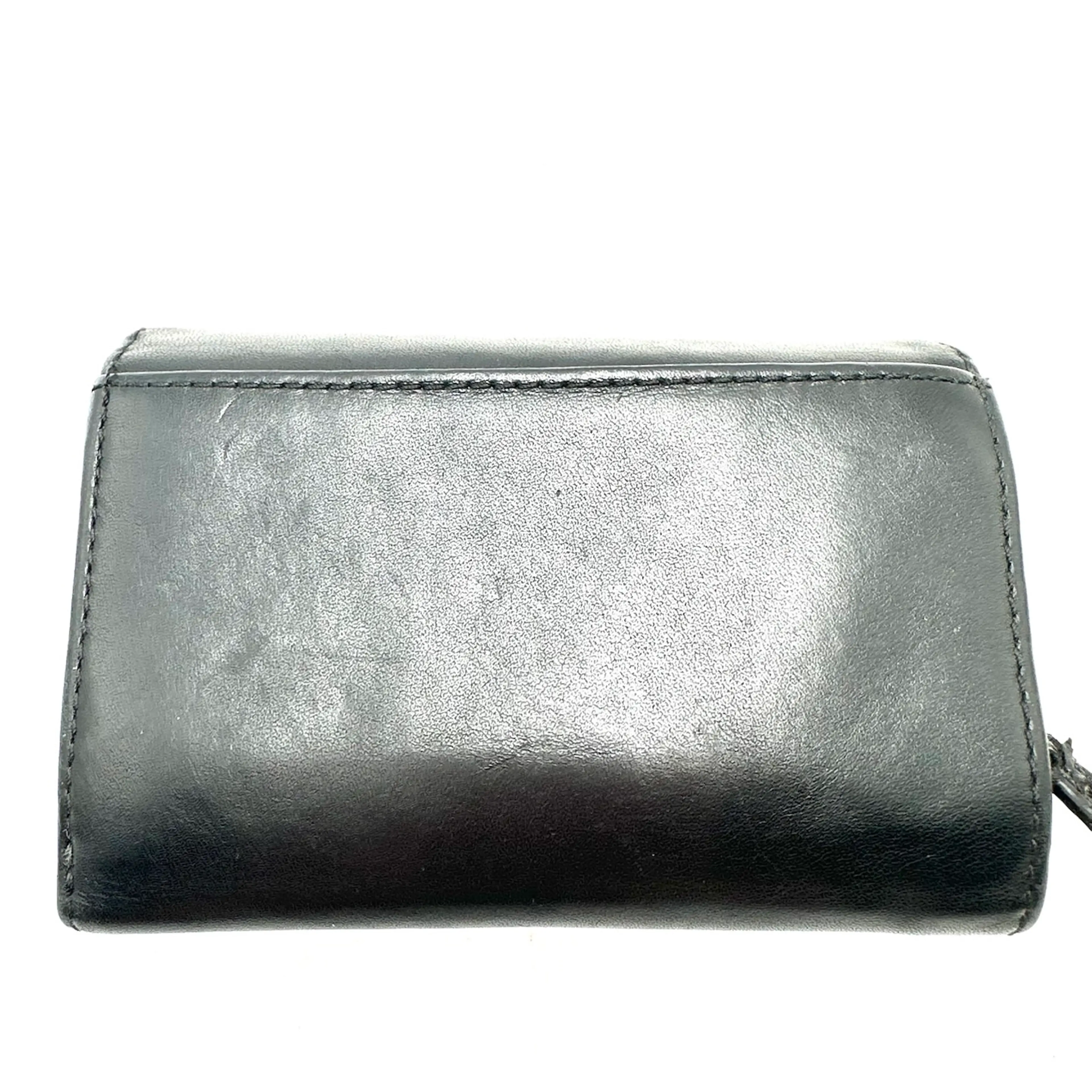 Image 2 of 14