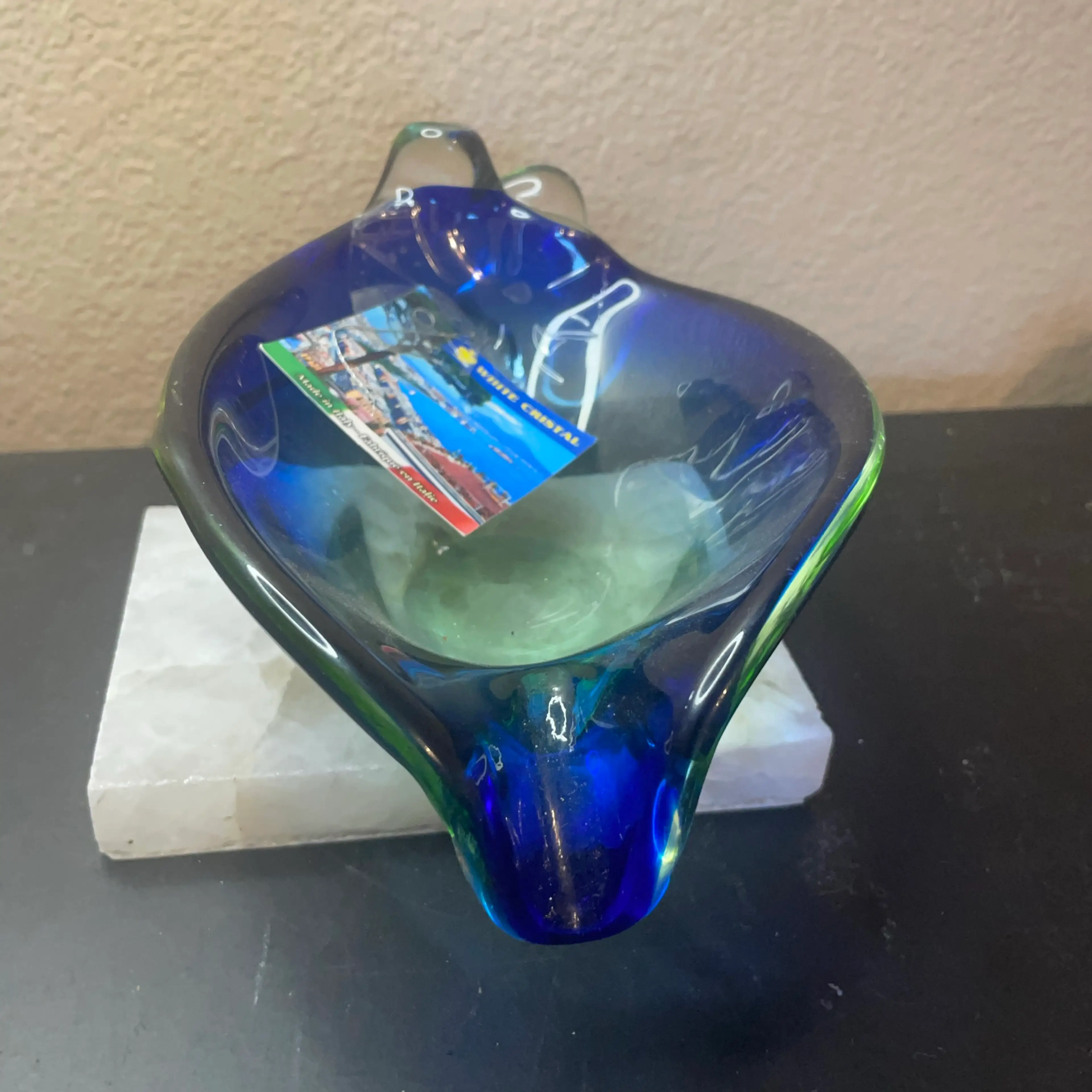 Image 4 of 6