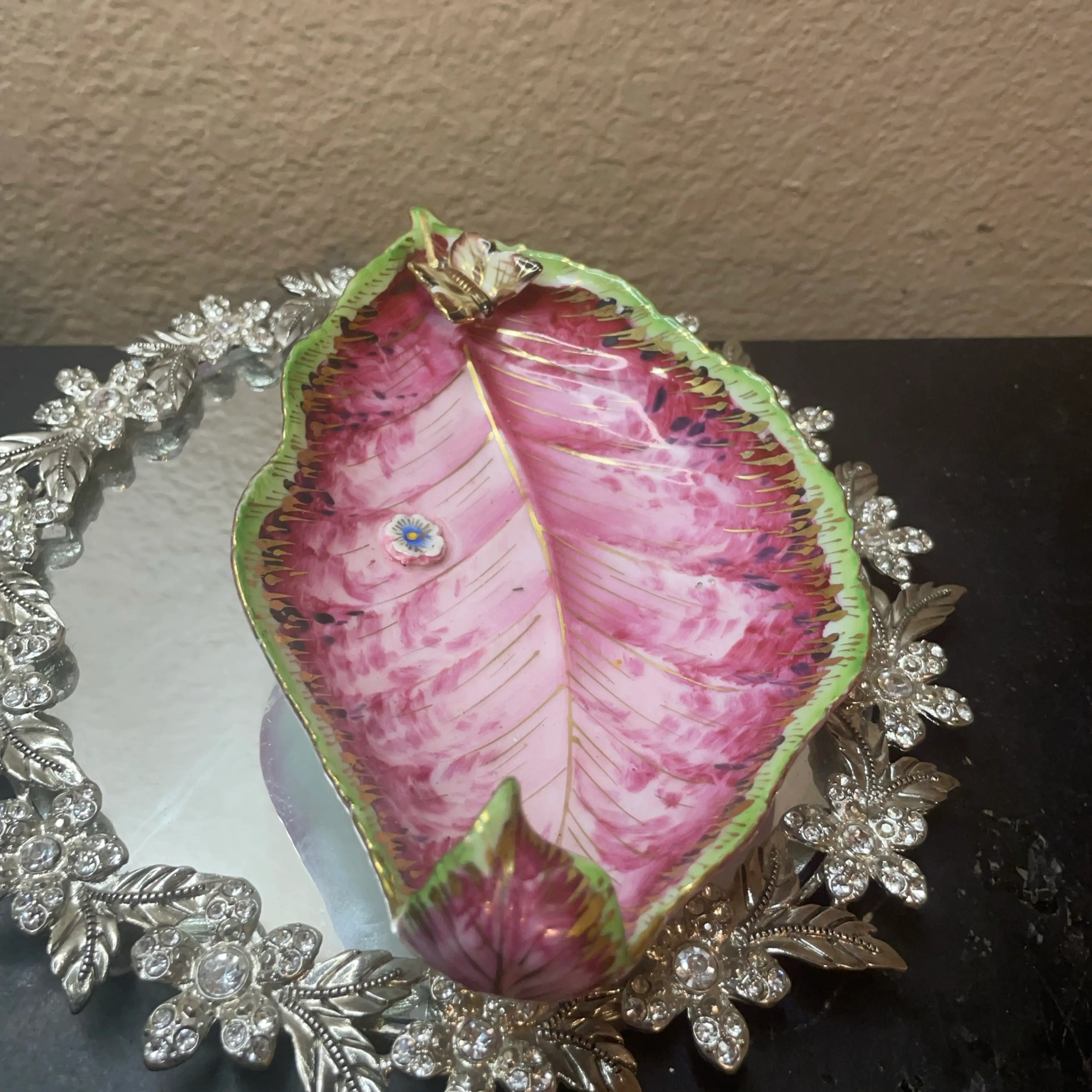 Image 4 of 7