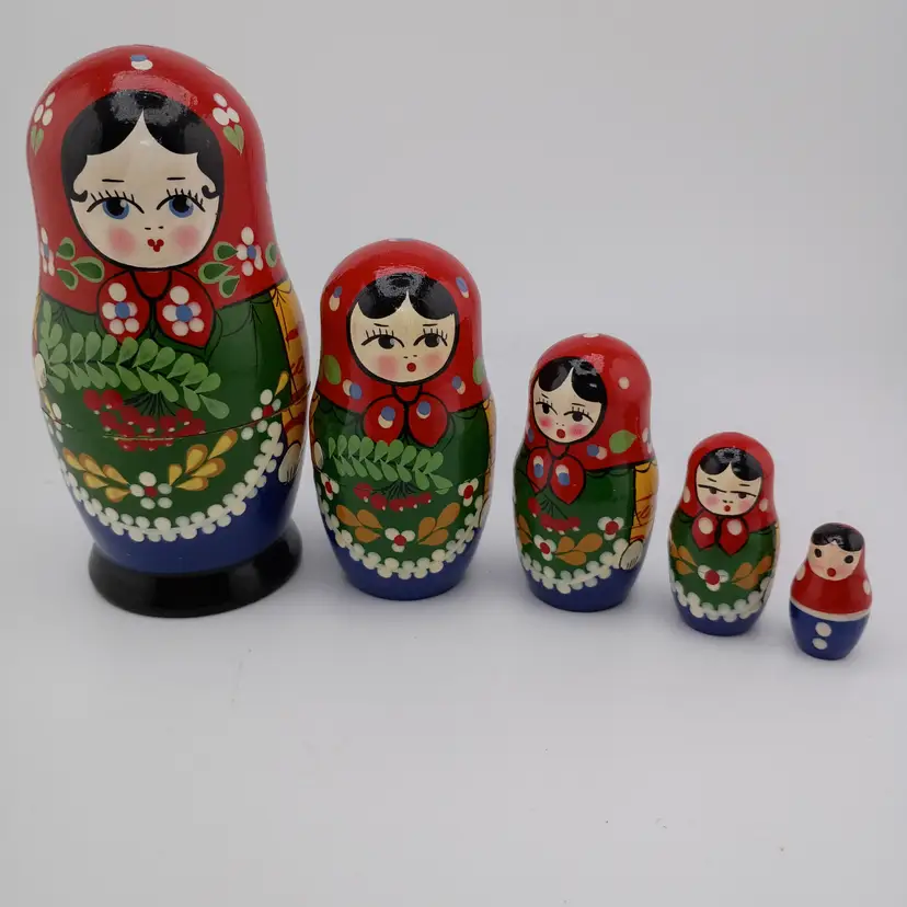 Russian nesting dolls