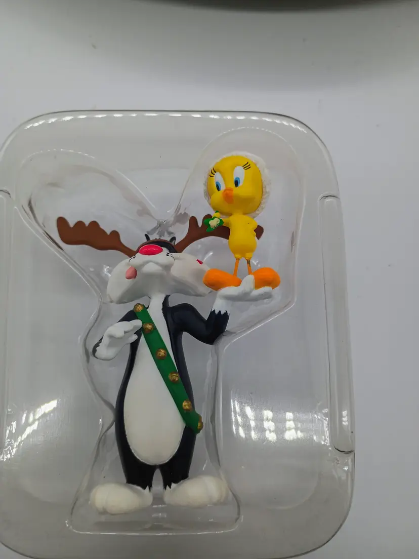 1993 Hallmark Keepsake Ornament Looney Tunes Collection Sylvester and Tweety Bird
