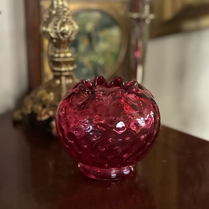 🐇Vintage Fenton Reverse Hobnail Ruffled Cranberry Art Glass Vase