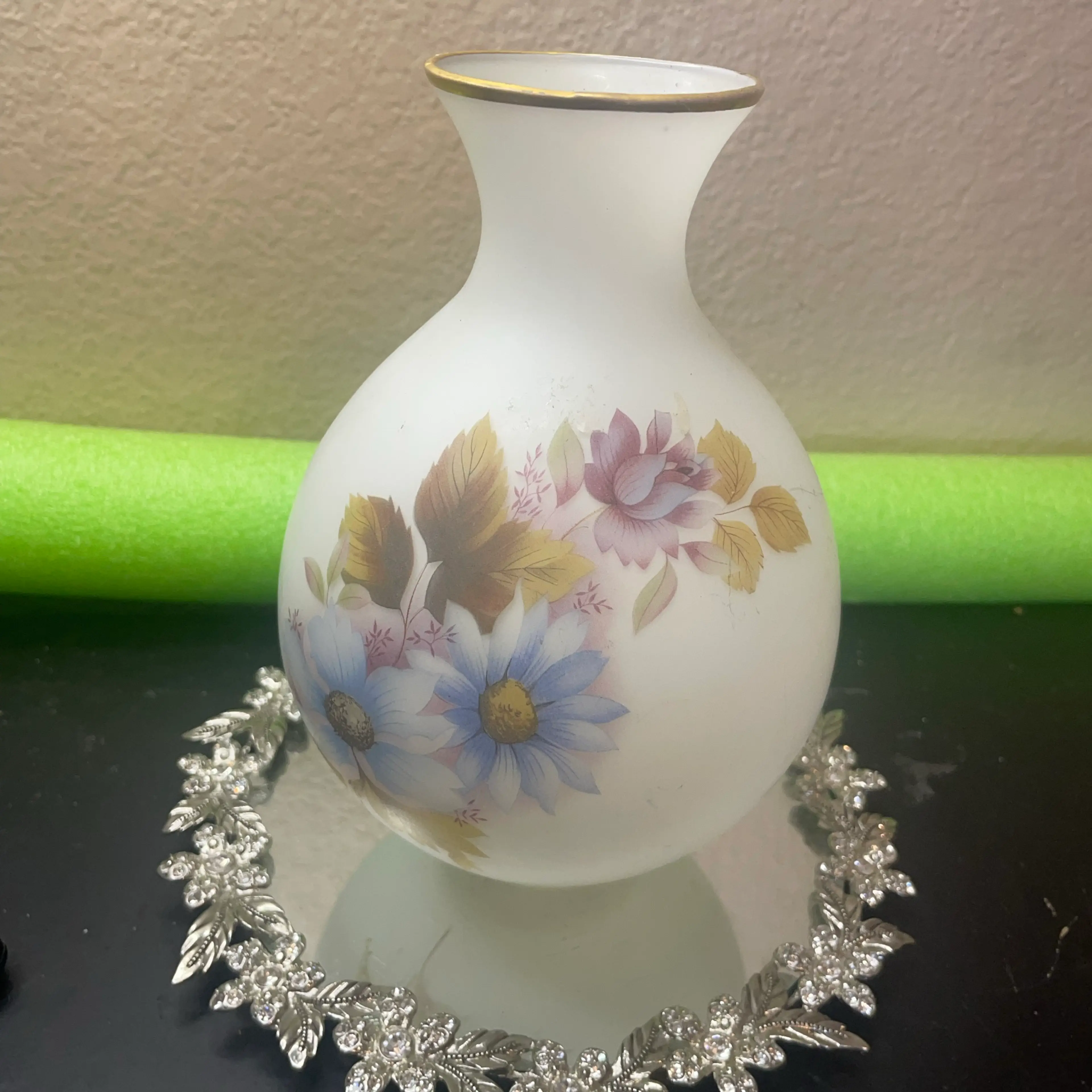 Image 3 of 4