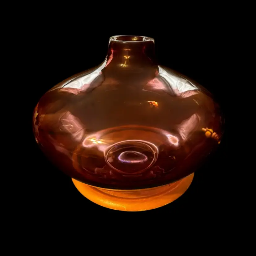 Amethyst glass vase