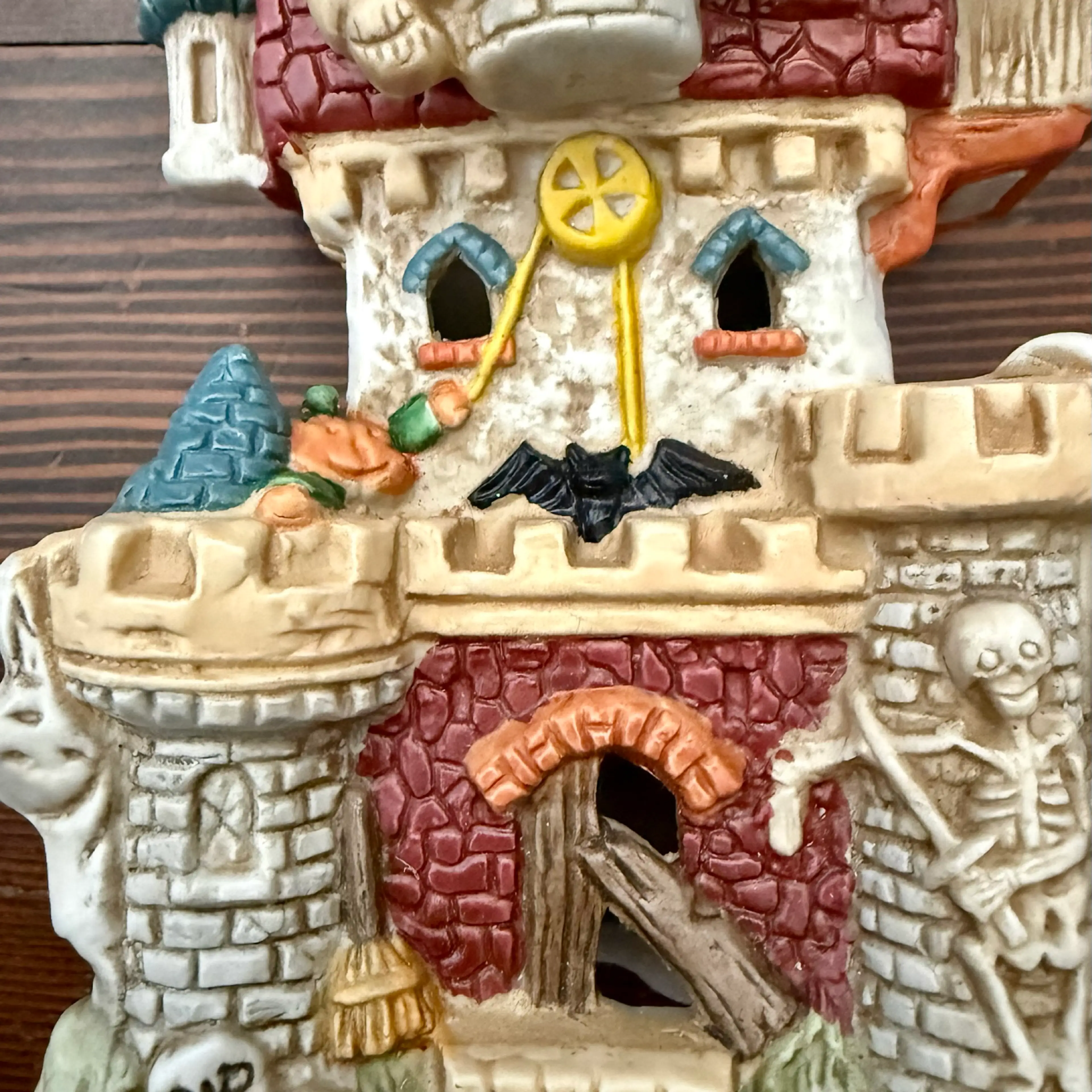 Image 2 of 6
