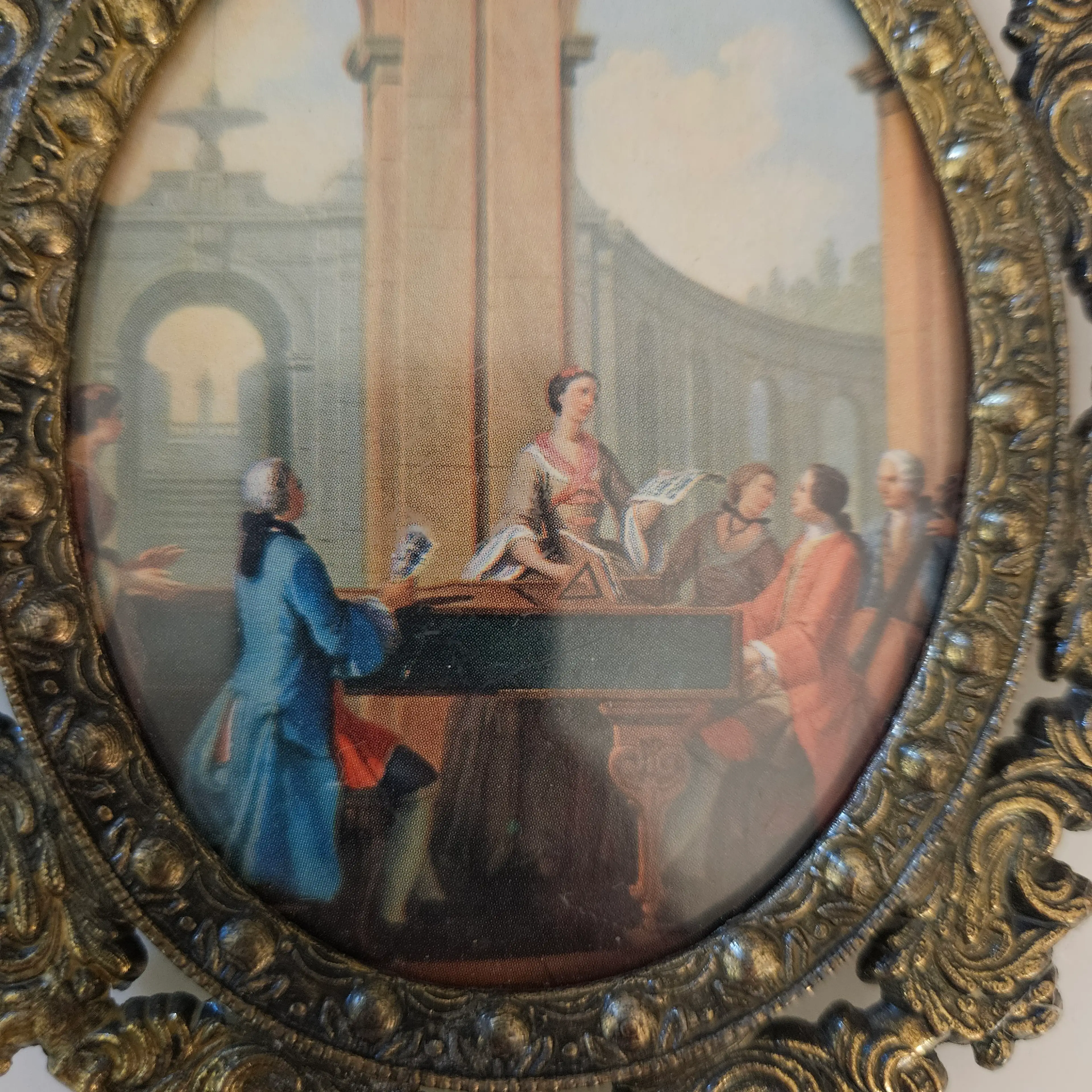 Image 2 of 7