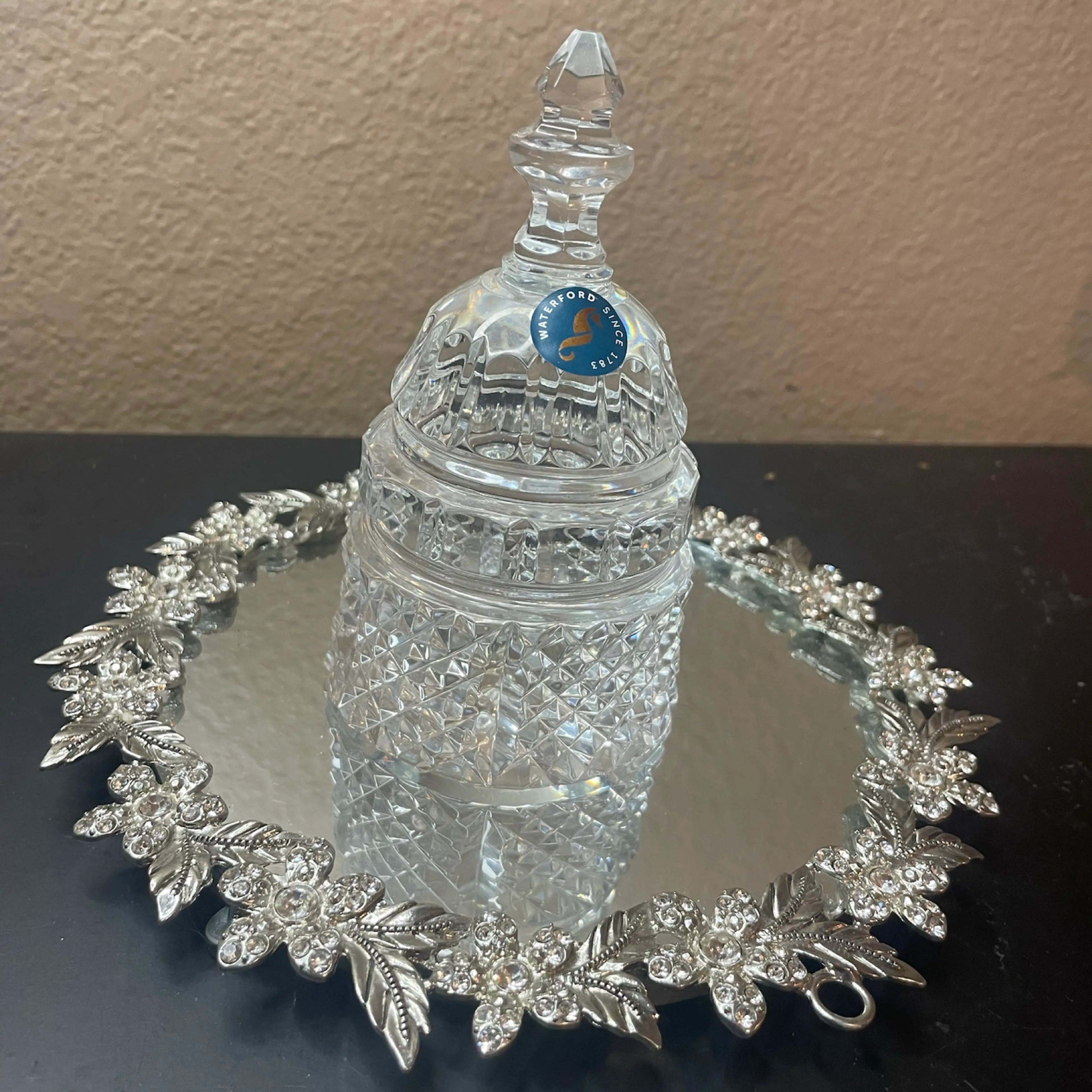 Image 2 of 6