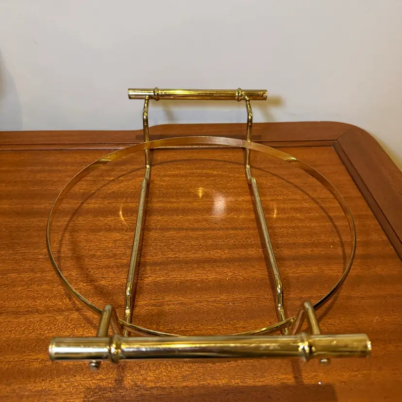 Gold-Tone Round Casserole Holder with Handles