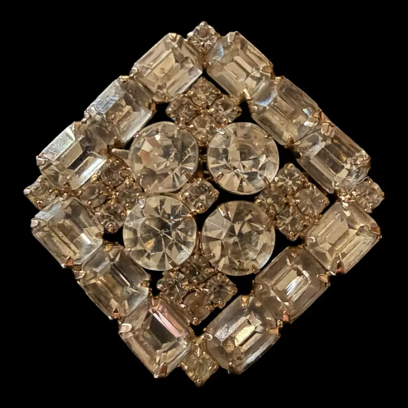 Beautiful Rhinestone Brooch 2”