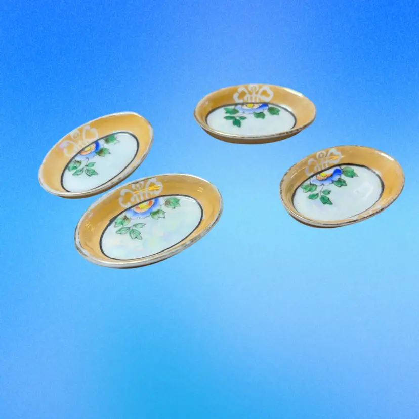 13. Set Of 4 Hand-painted Japanese Lusterware Saltcellars