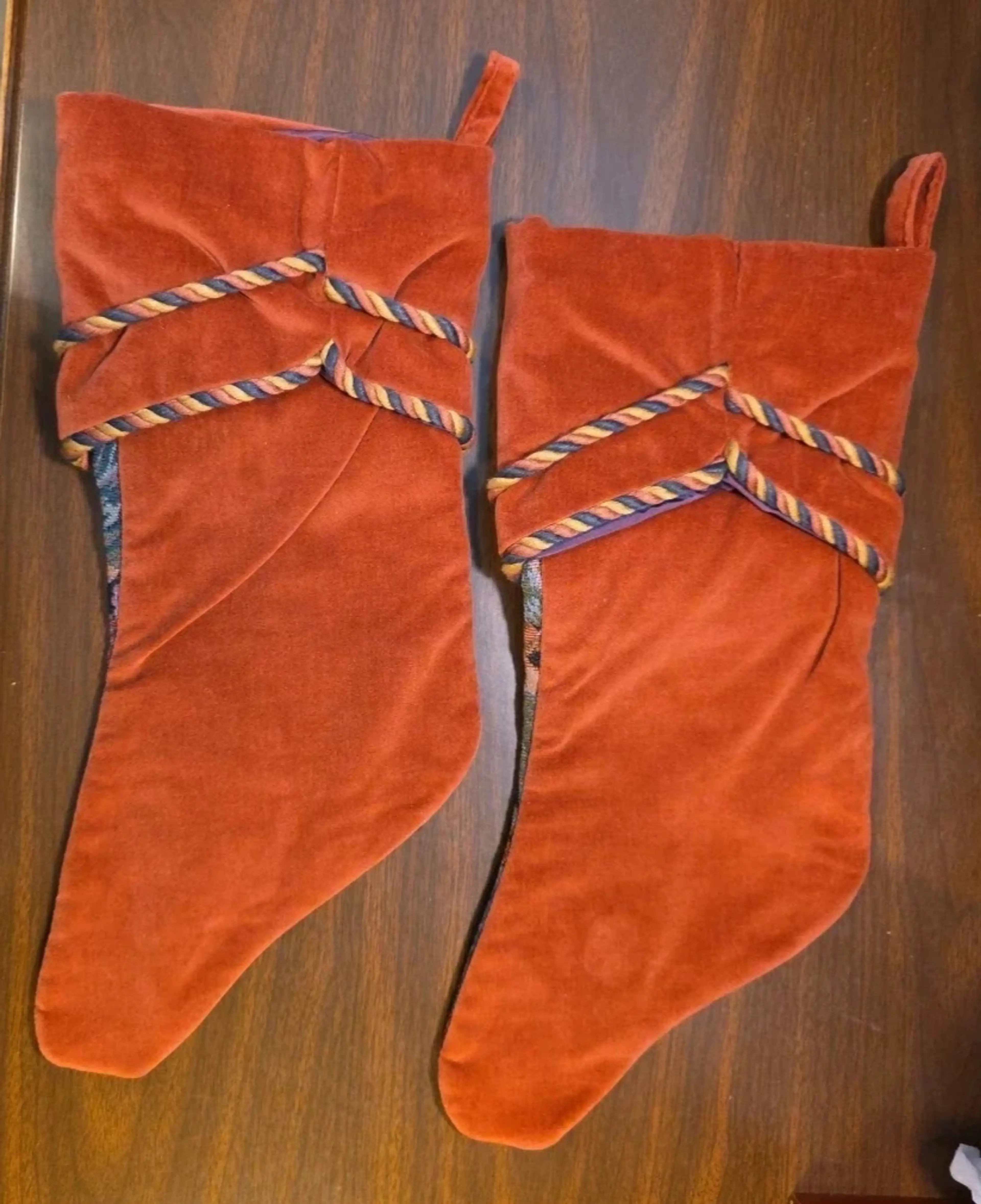 Image 2 of 7