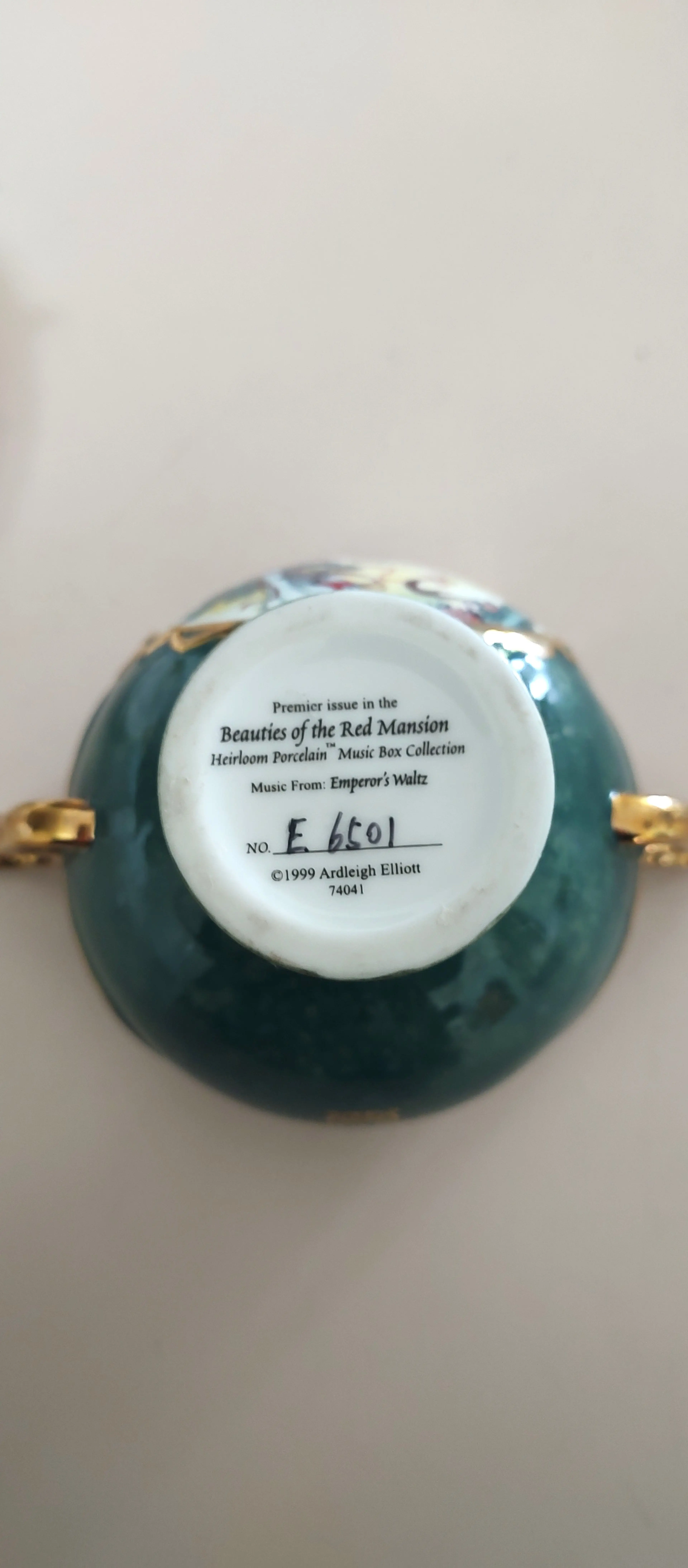 Image 4 of 7