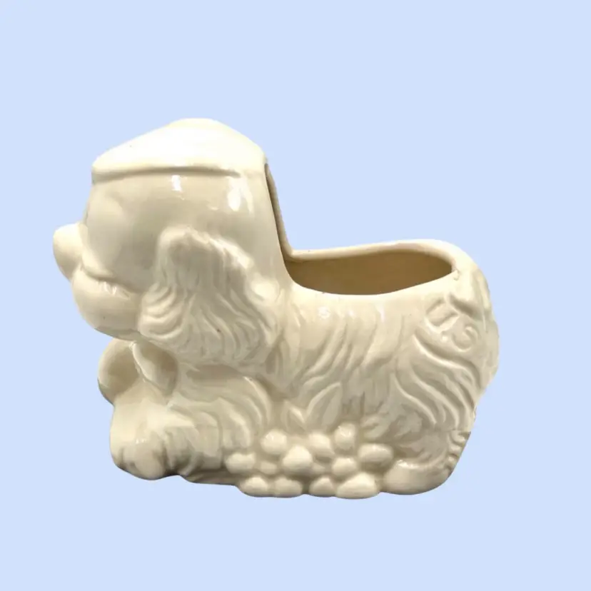 #384- Vintage Pottery Dog Planter 
Cocker Spaniel Puppy Dog USA