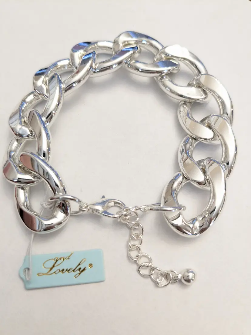 And Lovely Chunky Silver Tone Curb Link Bracelet NWT