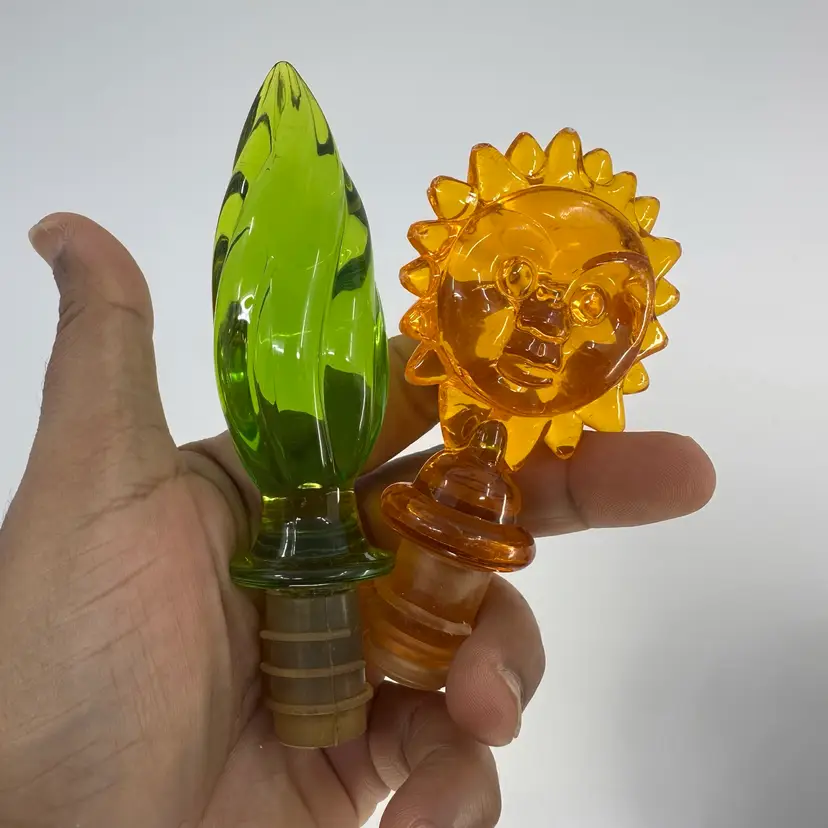 Pair Acrylic Bottle Stoppers Set/2