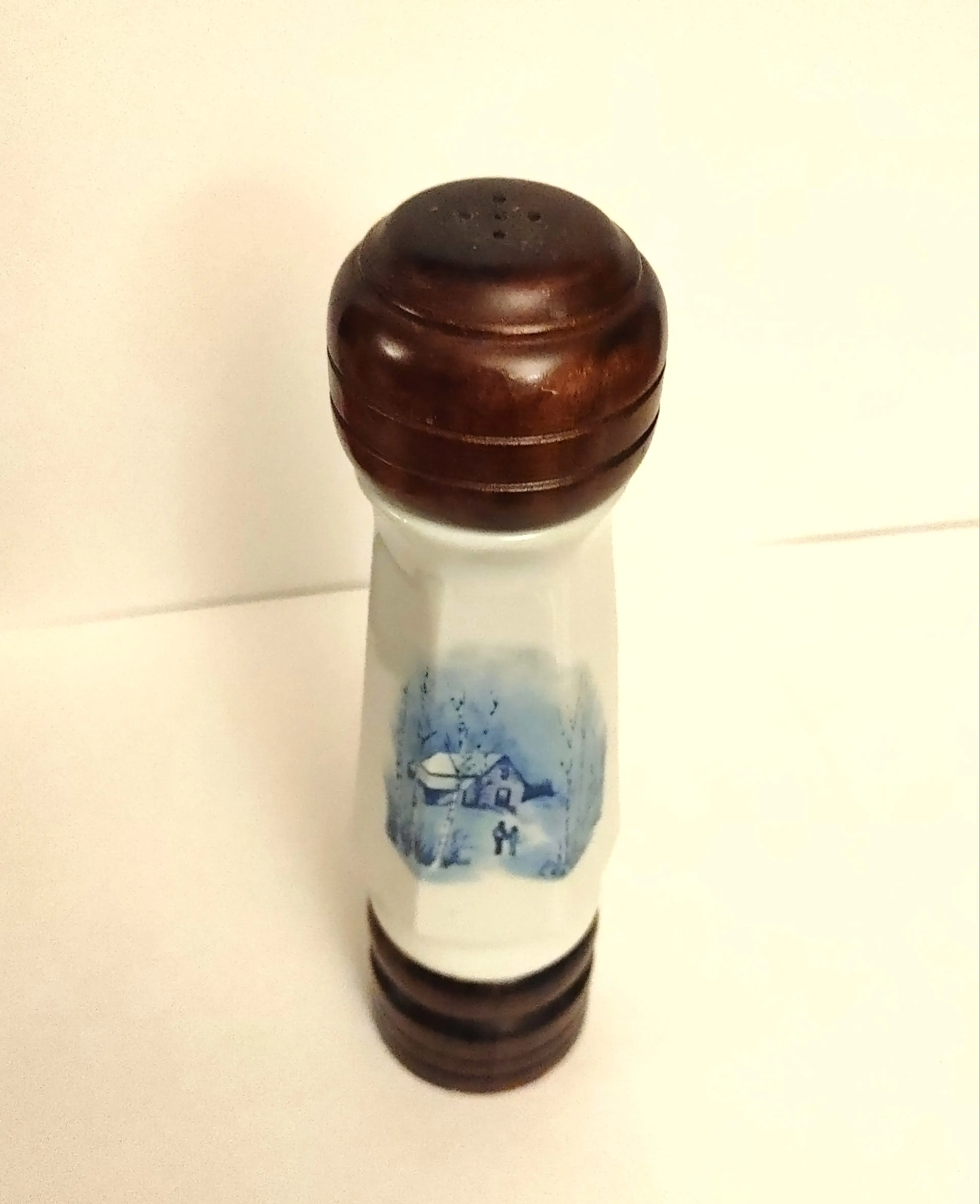Image 1 of 5