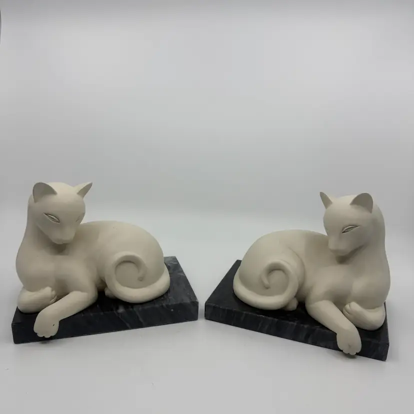 Pair Of Vintage Crowning Touch MCM Cat Statue Figurine Bookends Marble Base