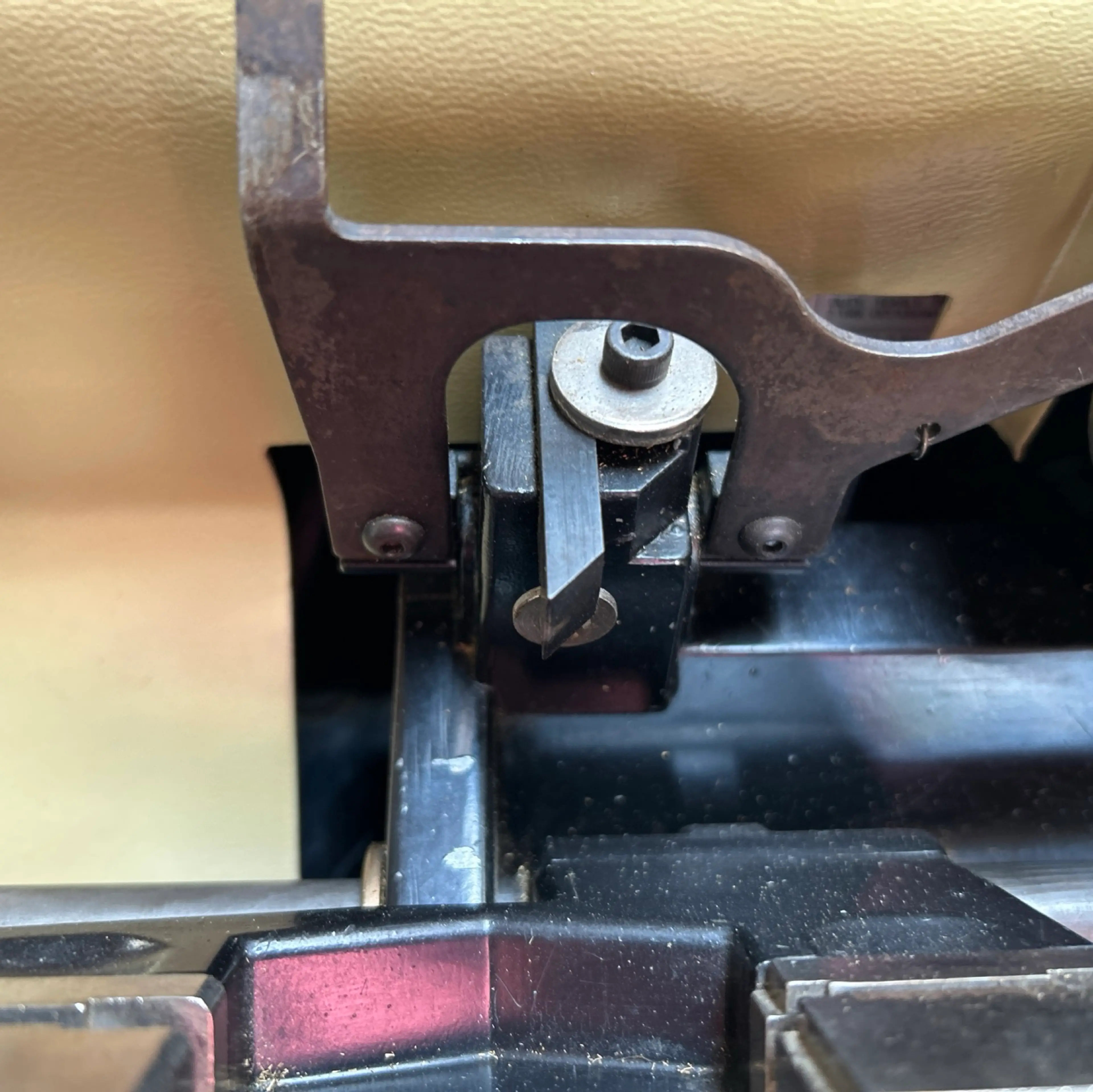 Image 4 of 12
