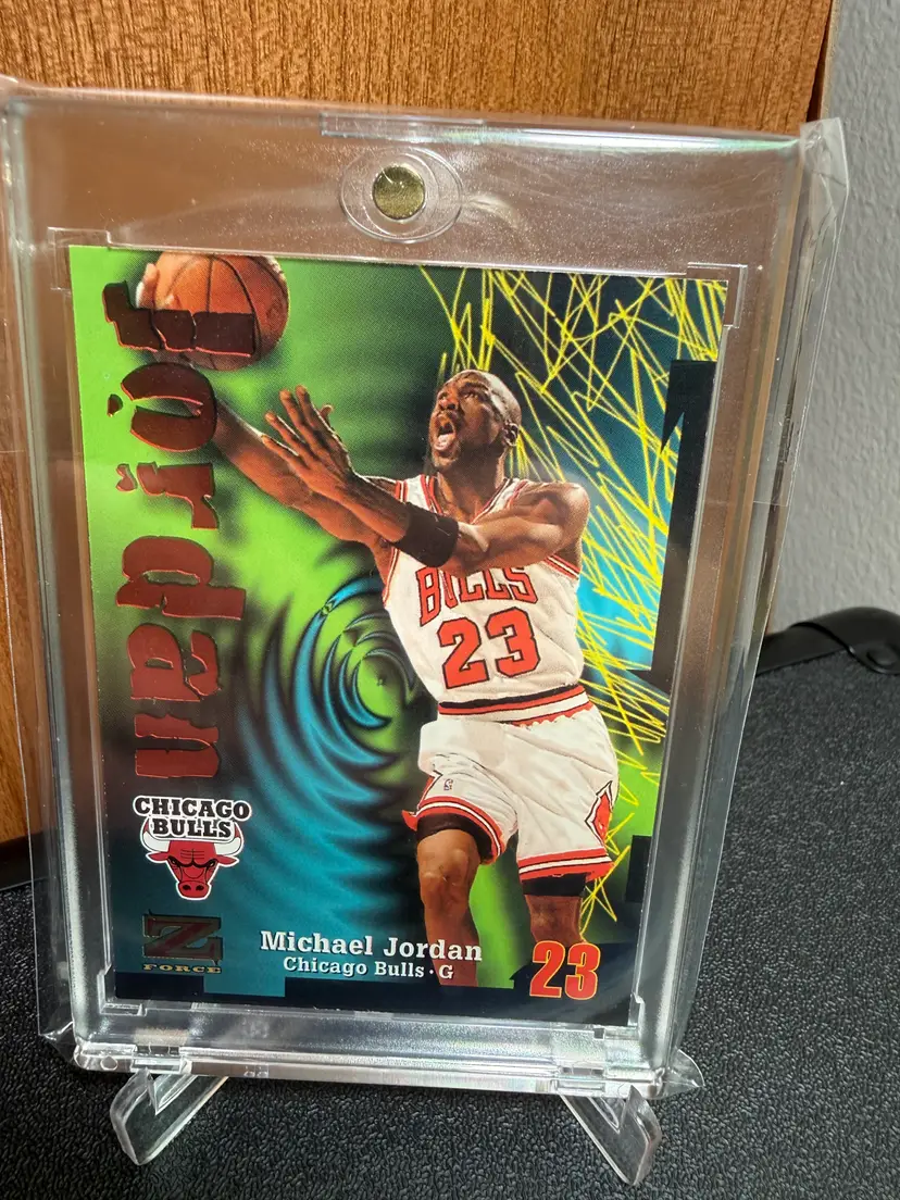 Michael Jordan 1997-98 Skybox Z-Force