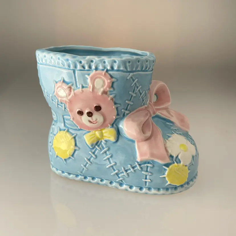 Nancy Pew Giftwares Baby Bootie Planter Pink Blue Decoration MCM Japan Vintage Kitsch 3.5"