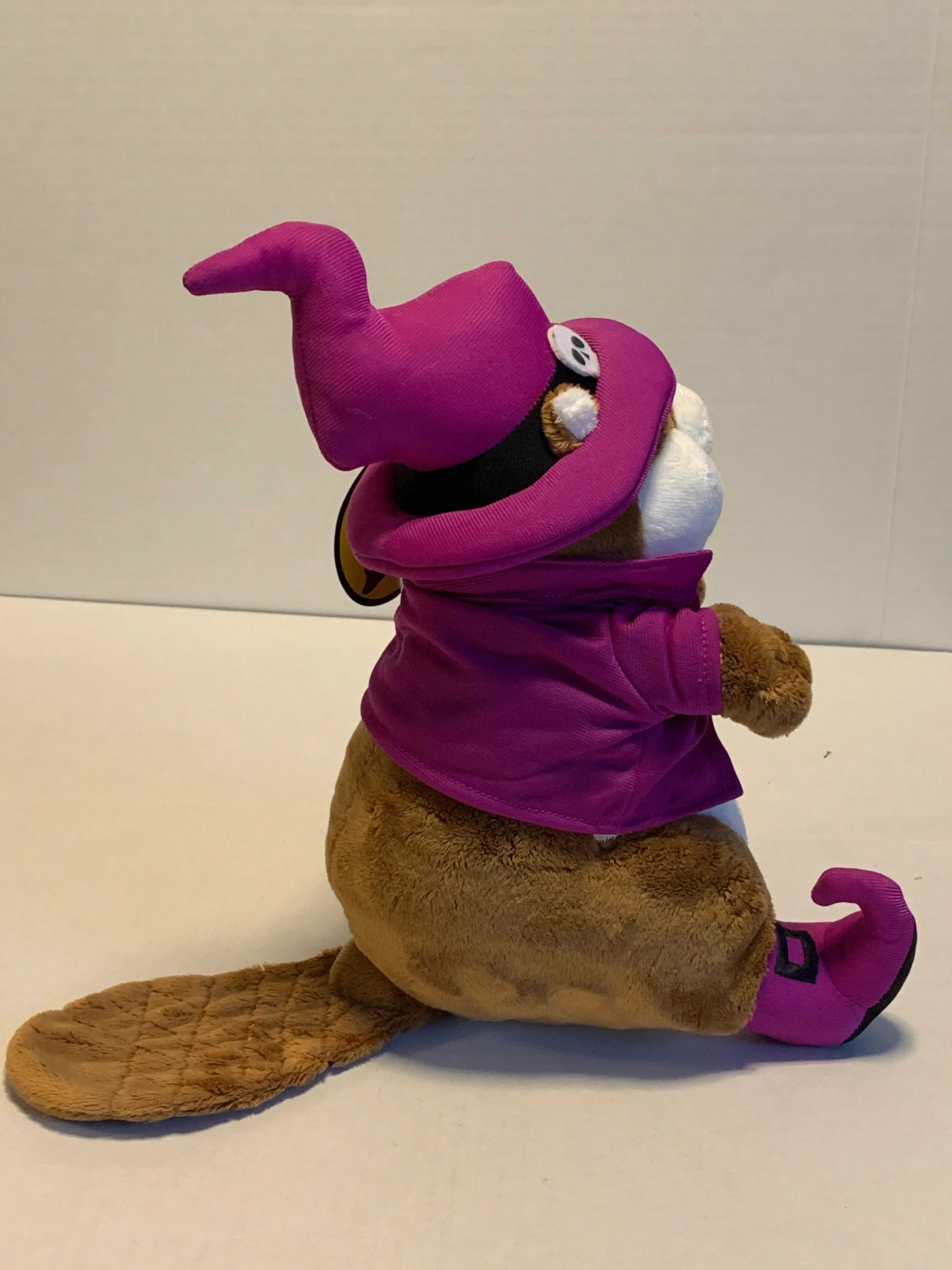 Image 4 of 8