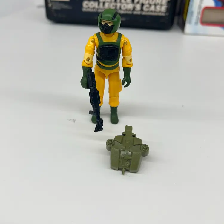 TOMAHAWK TOYS