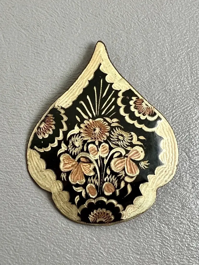 Vintage Damascene Style Floral Brooch Black Gold Tone Flower Pin Mid Century