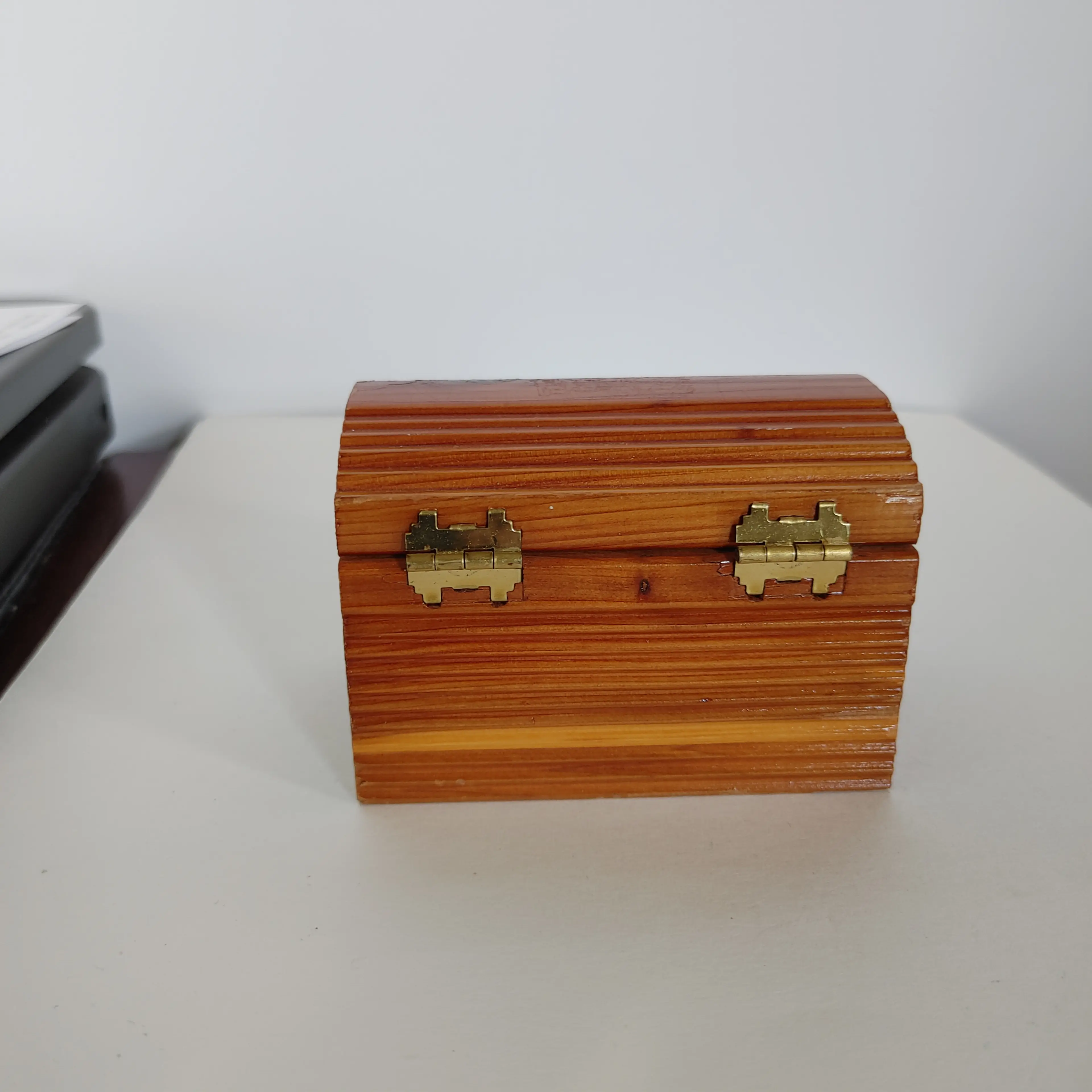 Image 2 of 6