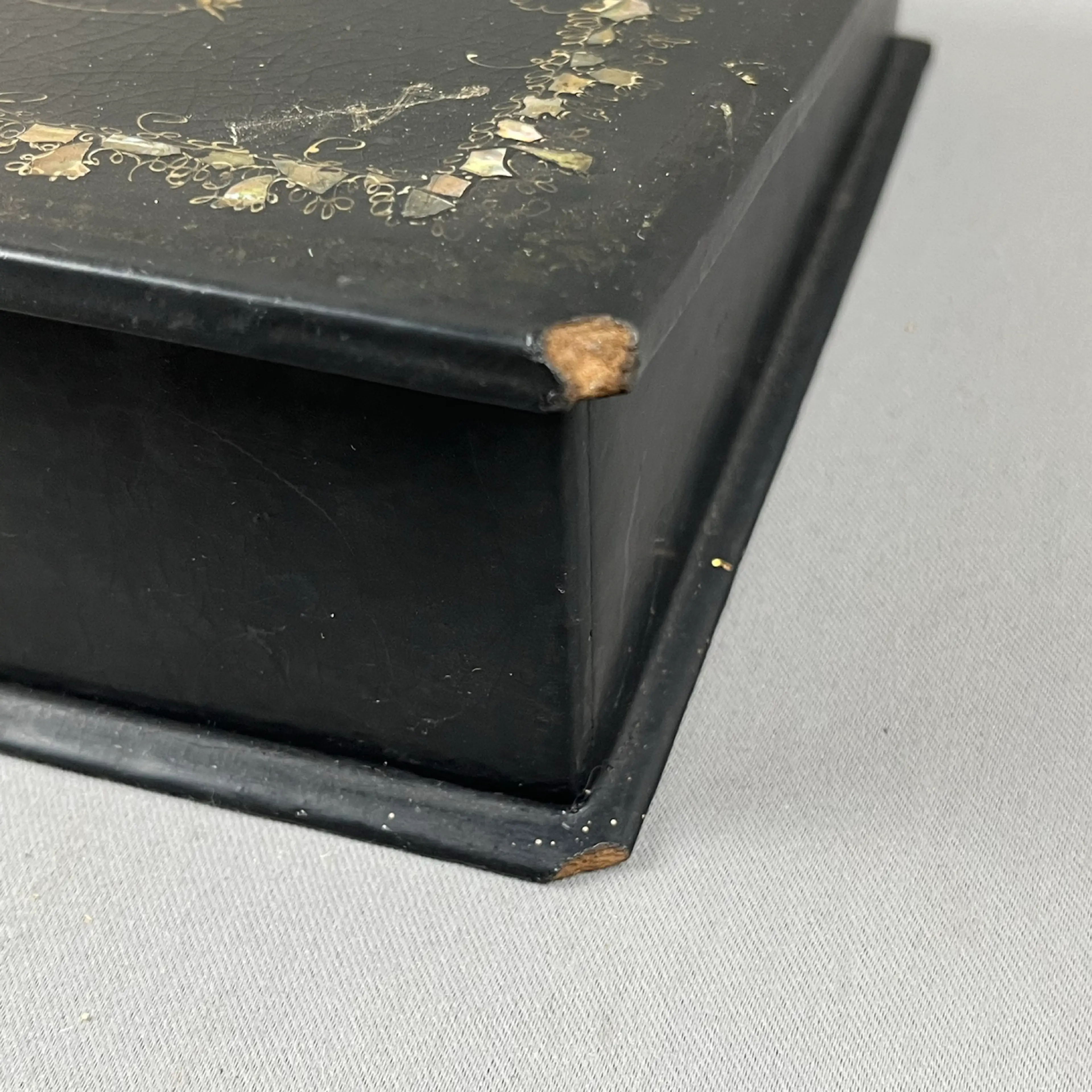 Image 4 of 16
