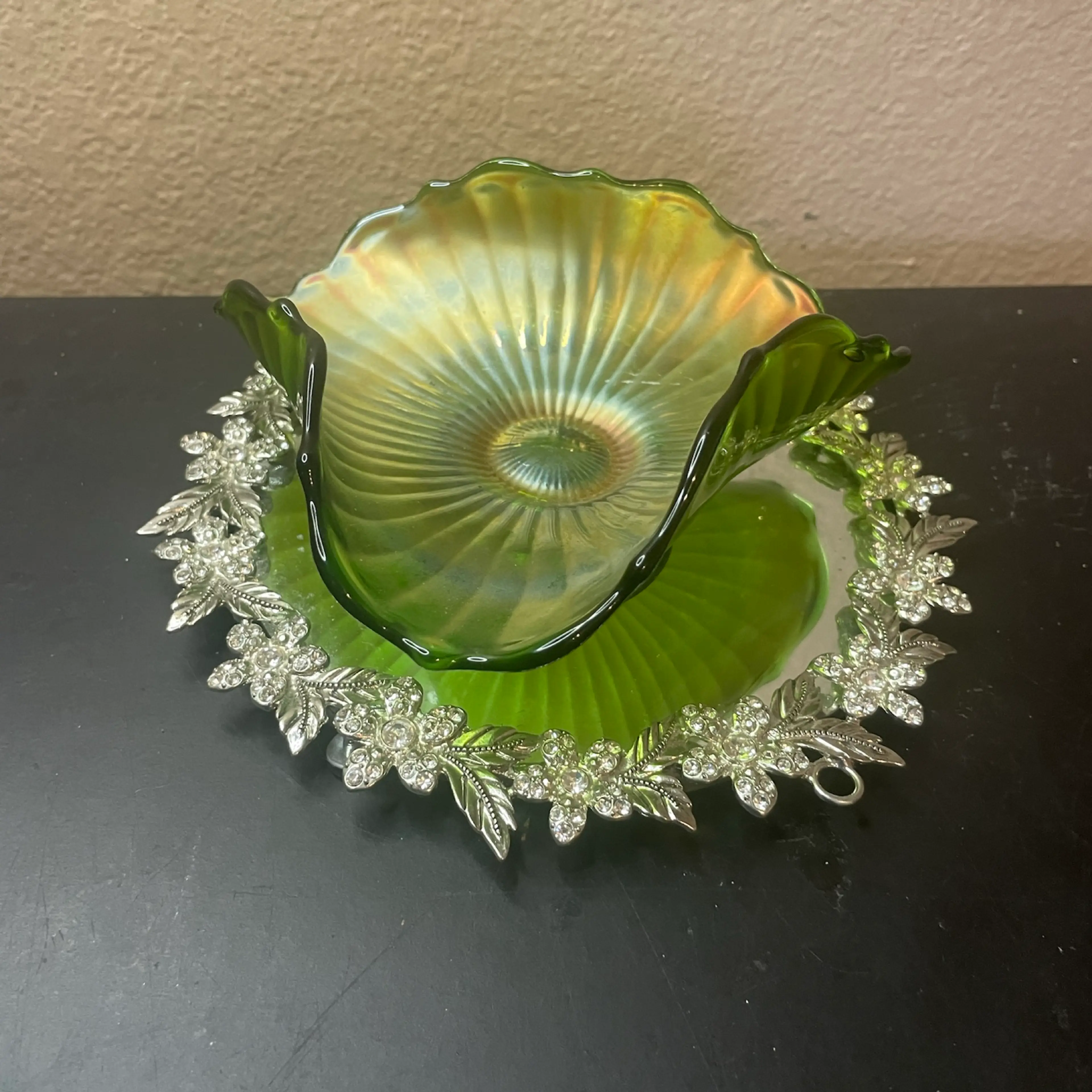 Image 2 of 8