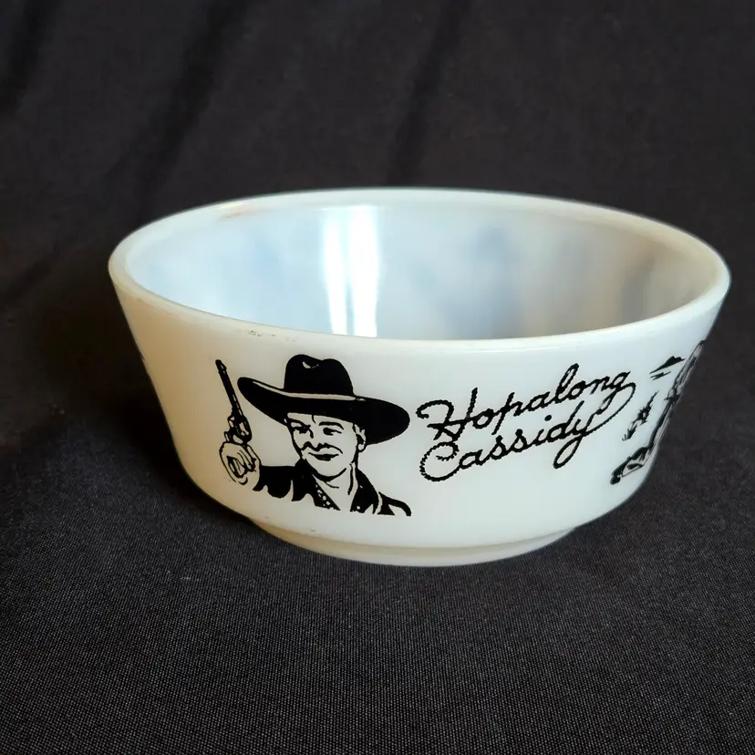 Glass Child Cereal Bowl Illustrated Hopalong Cassidy HAZEL ATLAS Logo 5" diameter Vintage
