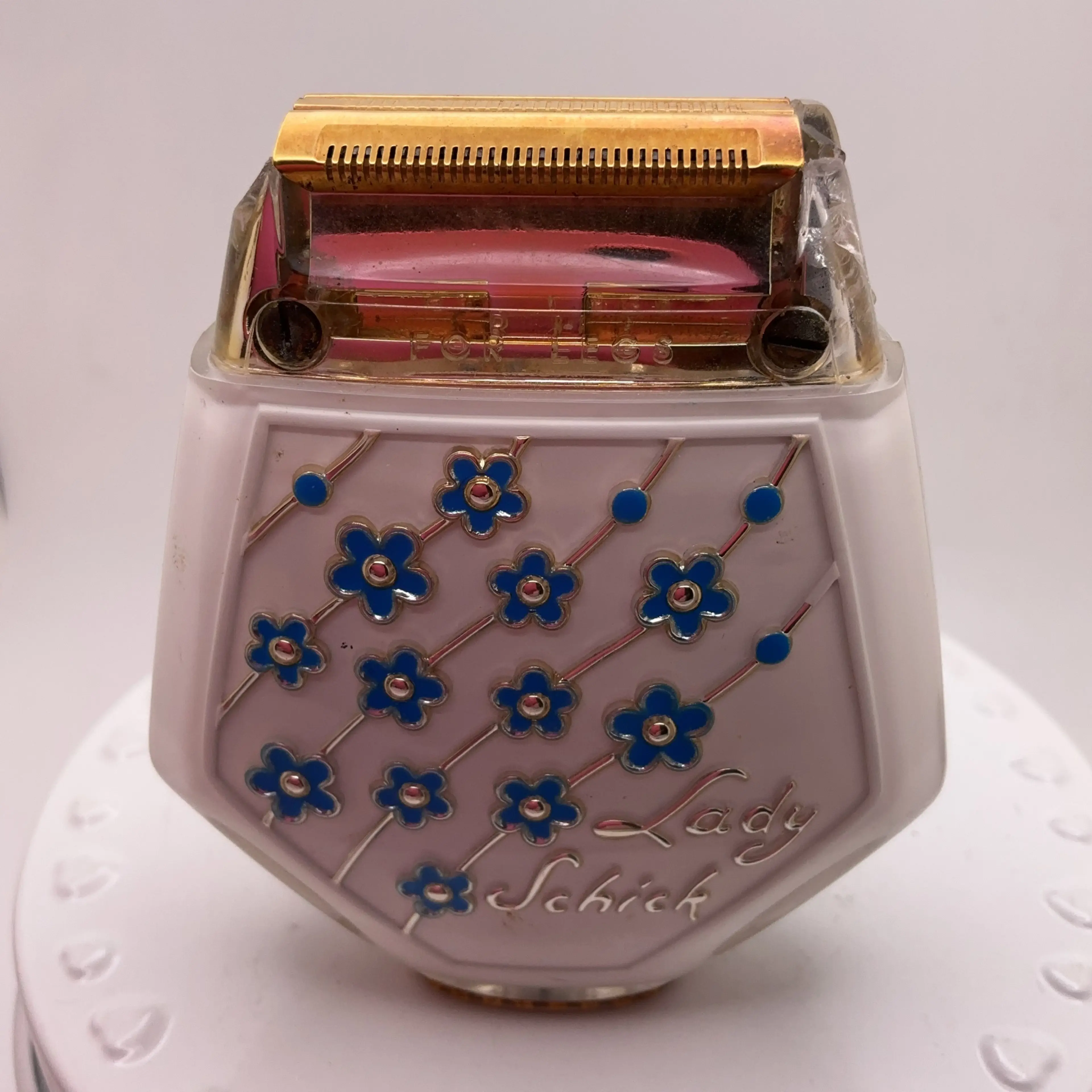 Image 1 of 6