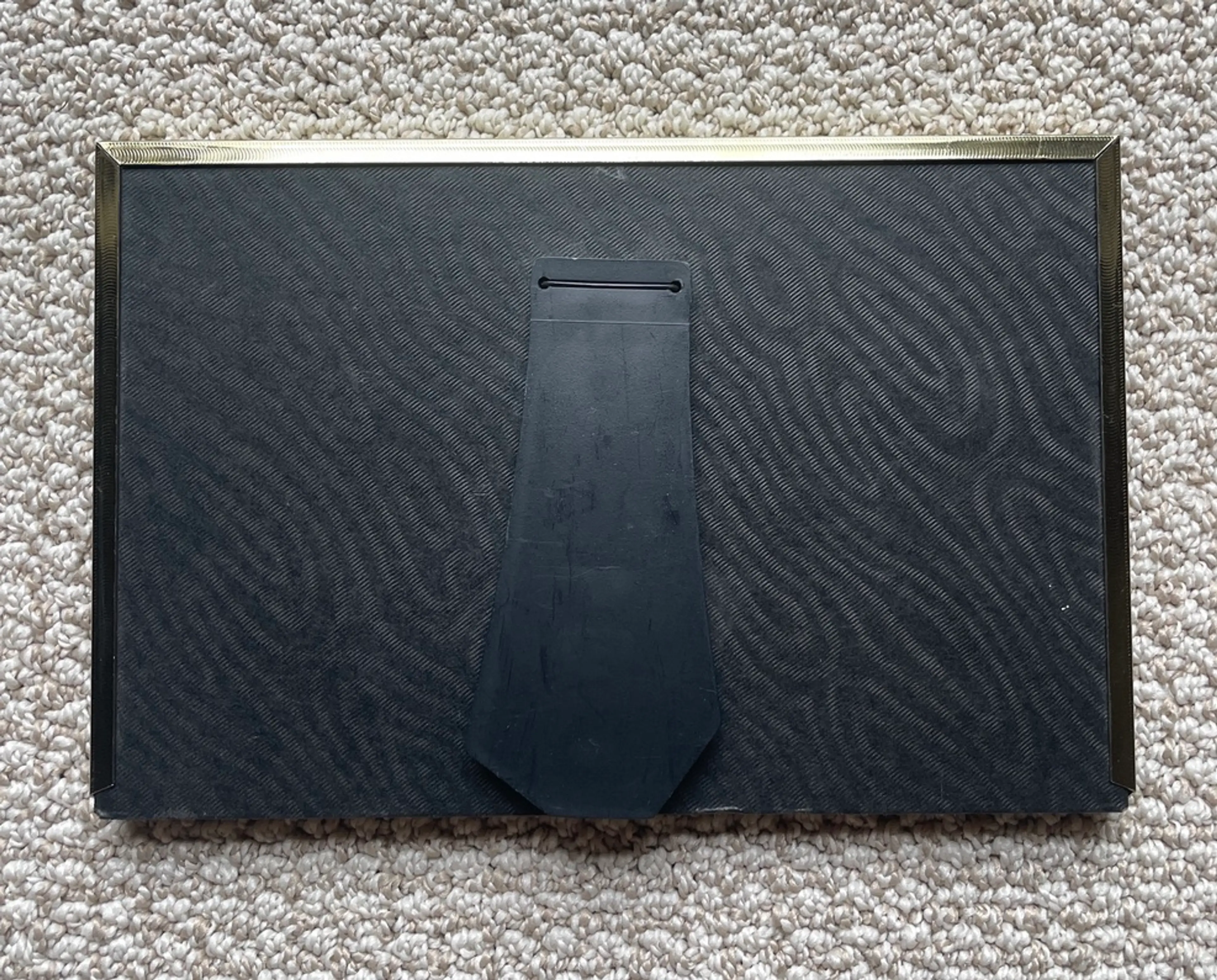 Image 4 of 8